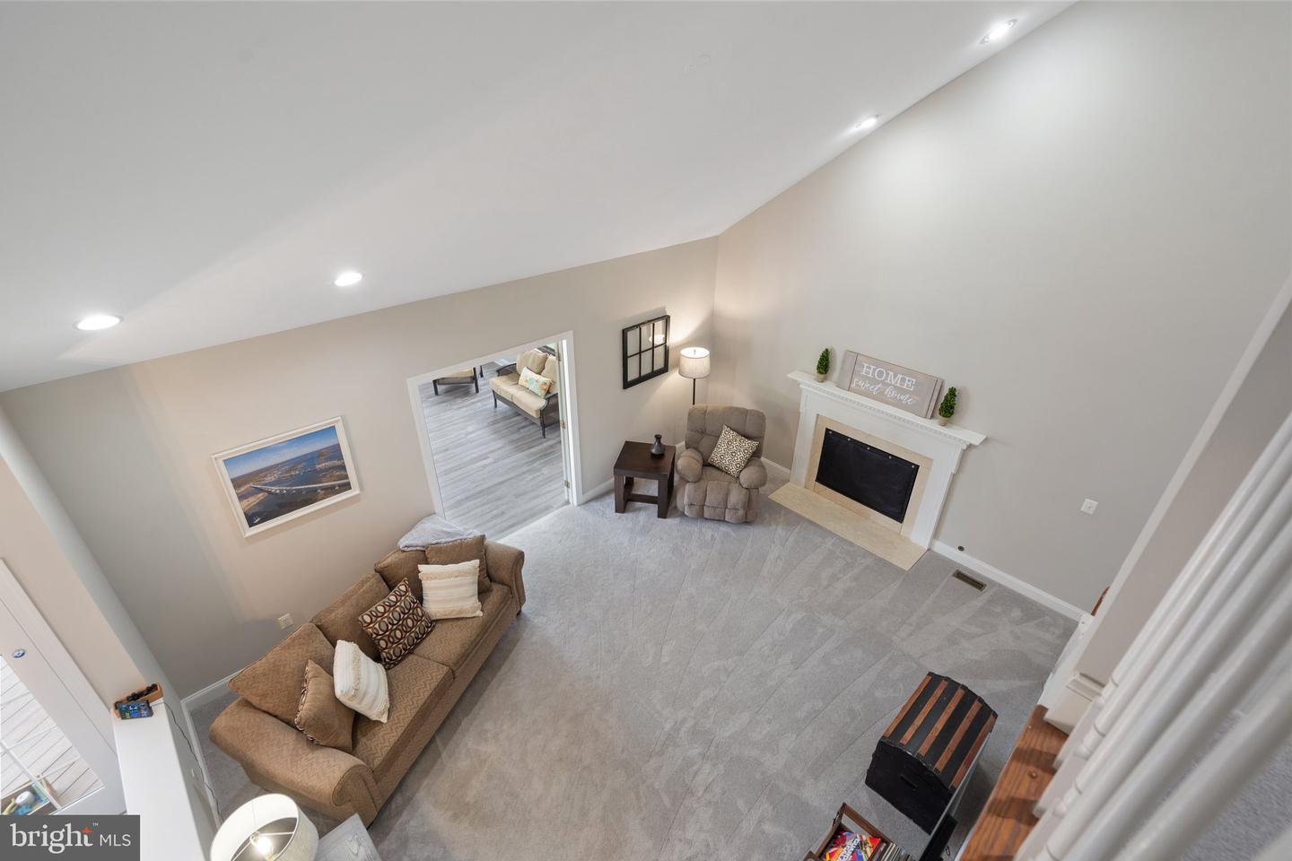 15077 SYCAMORE HILLS PL, HAYMARKET, Virginia 20169, 4 Bedrooms Bedrooms, ,3 BathroomsBathrooms,Residential,For sale,15077 SYCAMORE HILLS PL,VAPW2093328 MLS # VAPW2093328
