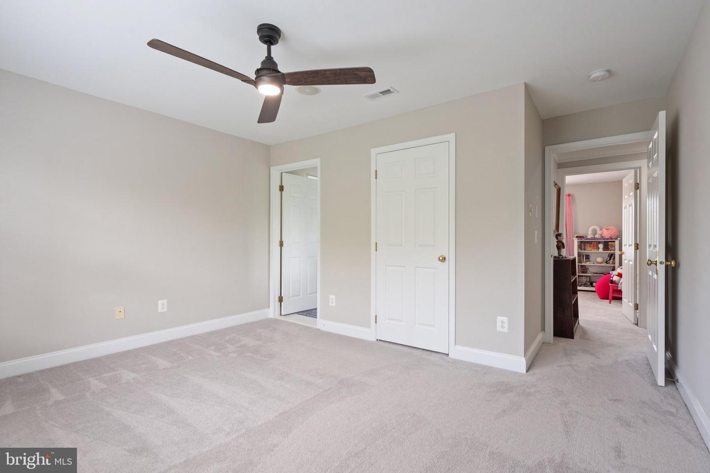 15077 SYCAMORE HILLS PL, HAYMARKET, Virginia 20169, 4 Bedrooms Bedrooms, ,3 BathroomsBathrooms,Residential,For sale,15077 SYCAMORE HILLS PL,VAPW2093328 MLS # VAPW2093328