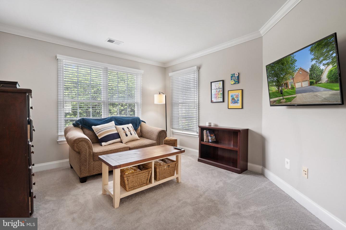 15077 SYCAMORE HILLS PL, HAYMARKET, Virginia 20169, 4 Bedrooms Bedrooms, ,3 BathroomsBathrooms,Residential,For sale,15077 SYCAMORE HILLS PL,VAPW2093328 MLS # VAPW2093328