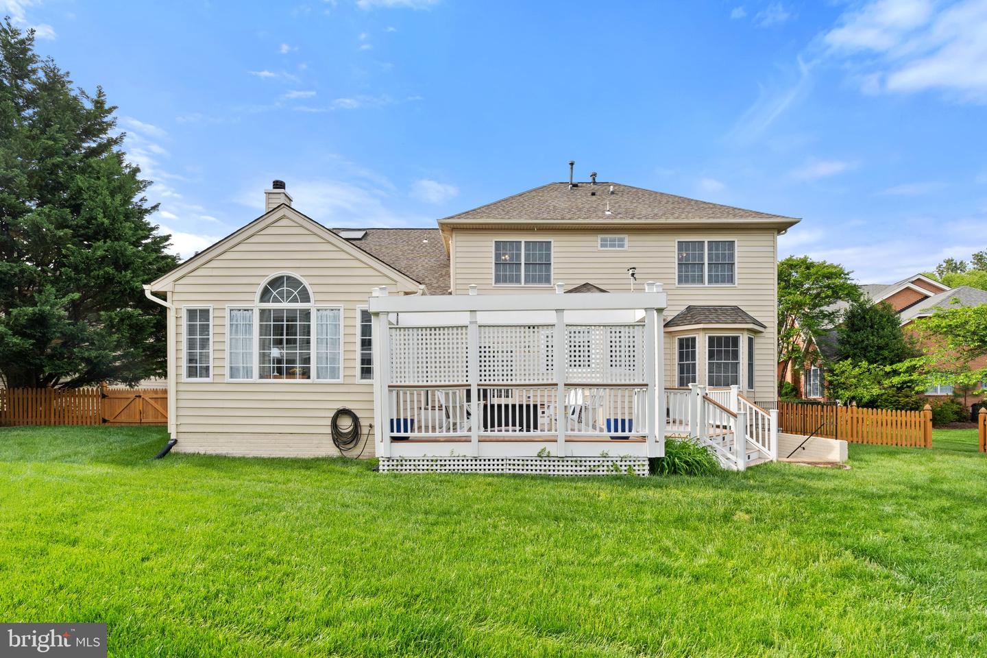 15077 SYCAMORE HILLS PL, HAYMARKET, Virginia 20169, 4 Bedrooms Bedrooms, ,3 BathroomsBathrooms,Residential,For sale,15077 SYCAMORE HILLS PL,VAPW2093328 MLS # VAPW2093328