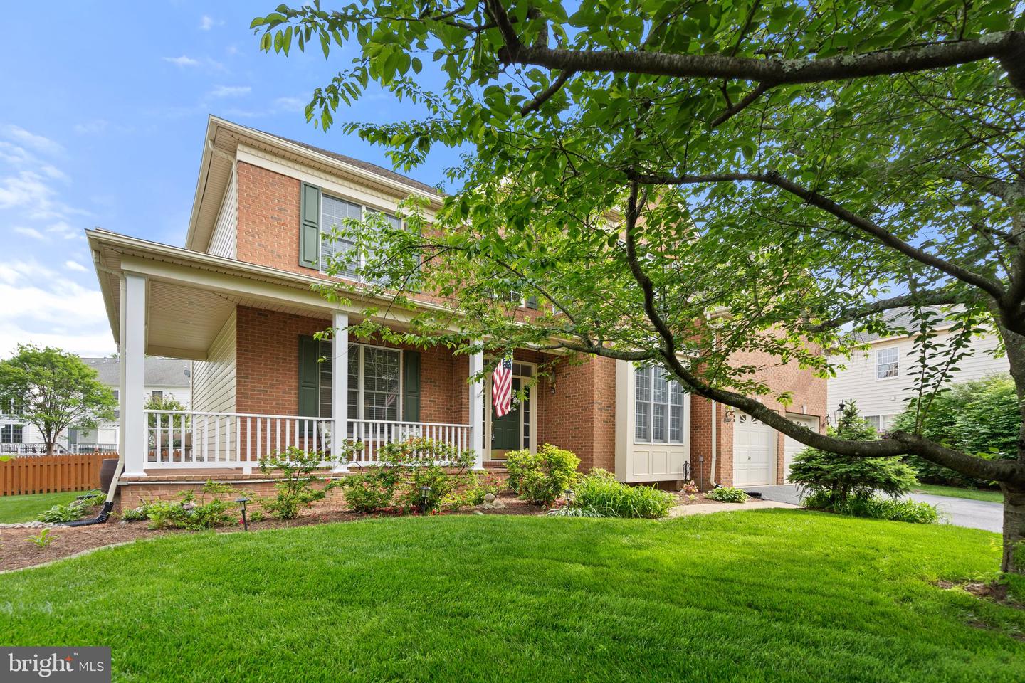 15077 SYCAMORE HILLS PL, HAYMARKET, Virginia 20169, 4 Bedrooms Bedrooms, ,3 BathroomsBathrooms,Residential,For sale,15077 SYCAMORE HILLS PL,VAPW2093328 MLS # VAPW2093328