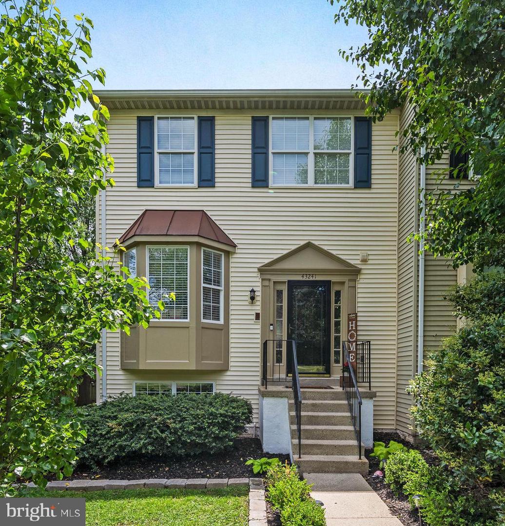 43241 BENT TWIG TER, ASHBURN, Virginia 20147, 4 Bedrooms Bedrooms, ,3 BathroomsBathrooms,Residential,For sale,43241 BENT TWIG TER,VALO2095030 MLS # VALO2095030