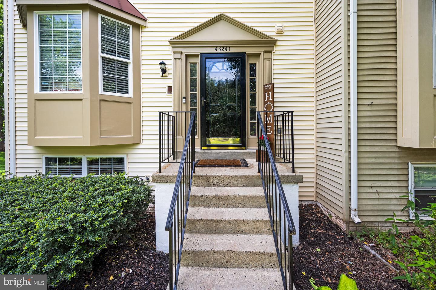 43241 BENT TWIG TER, ASHBURN, Virginia 20147, 4 Bedrooms Bedrooms, ,3 BathroomsBathrooms,Residential,For sale,43241 BENT TWIG TER,VALO2095030 MLS # VALO2095030