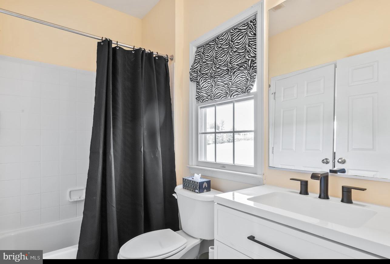 41113 CANONGATE DR, LEESBURG, Virginia 20175, 7 Bedrooms Bedrooms, ,6 BathroomsBathrooms,Residential,For sale,41113 CANONGATE DR,VALO2095048 MLS # VALO2095048