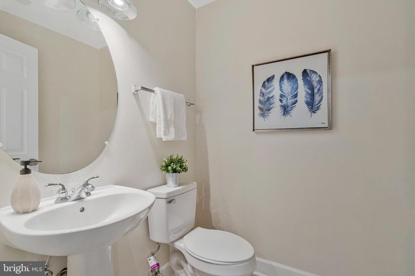 4151 VERNOY HILLS RD, FAIRFAX, Virginia 22033, 3 Bedrooms Bedrooms, ,2 BathroomsBathrooms,Residential,For sale,4151 VERNOY HILLS RD,VAFX2237252 MLS # VAFX2237252