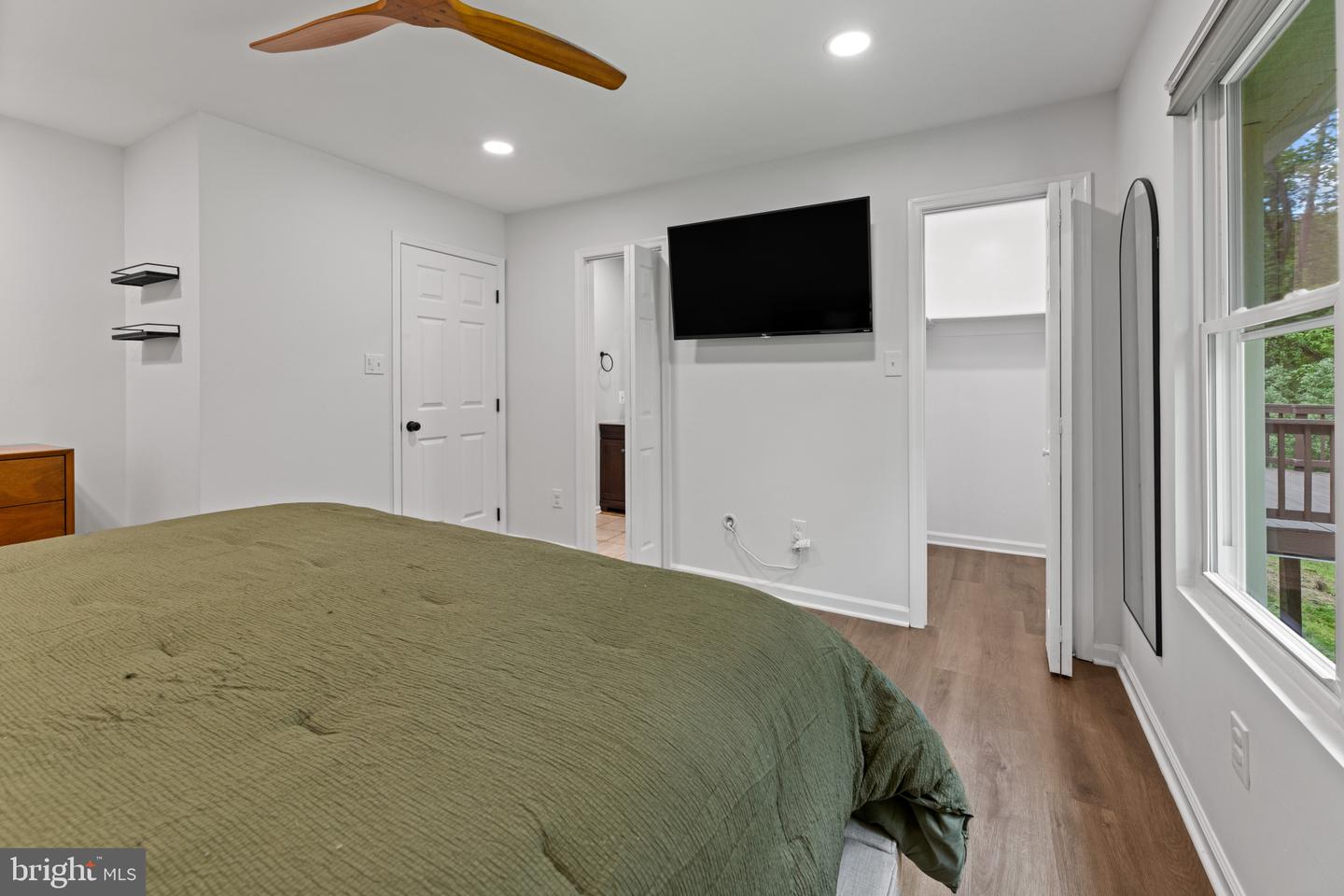 8973 ROUND TOP RD, MANASSAS, Virginia 20112, 3 Bedrooms Bedrooms, ,3 BathroomsBathrooms,Residential,For sale,8973 ROUND TOP RD,VAPW2093402 MLS # VAPW2093402