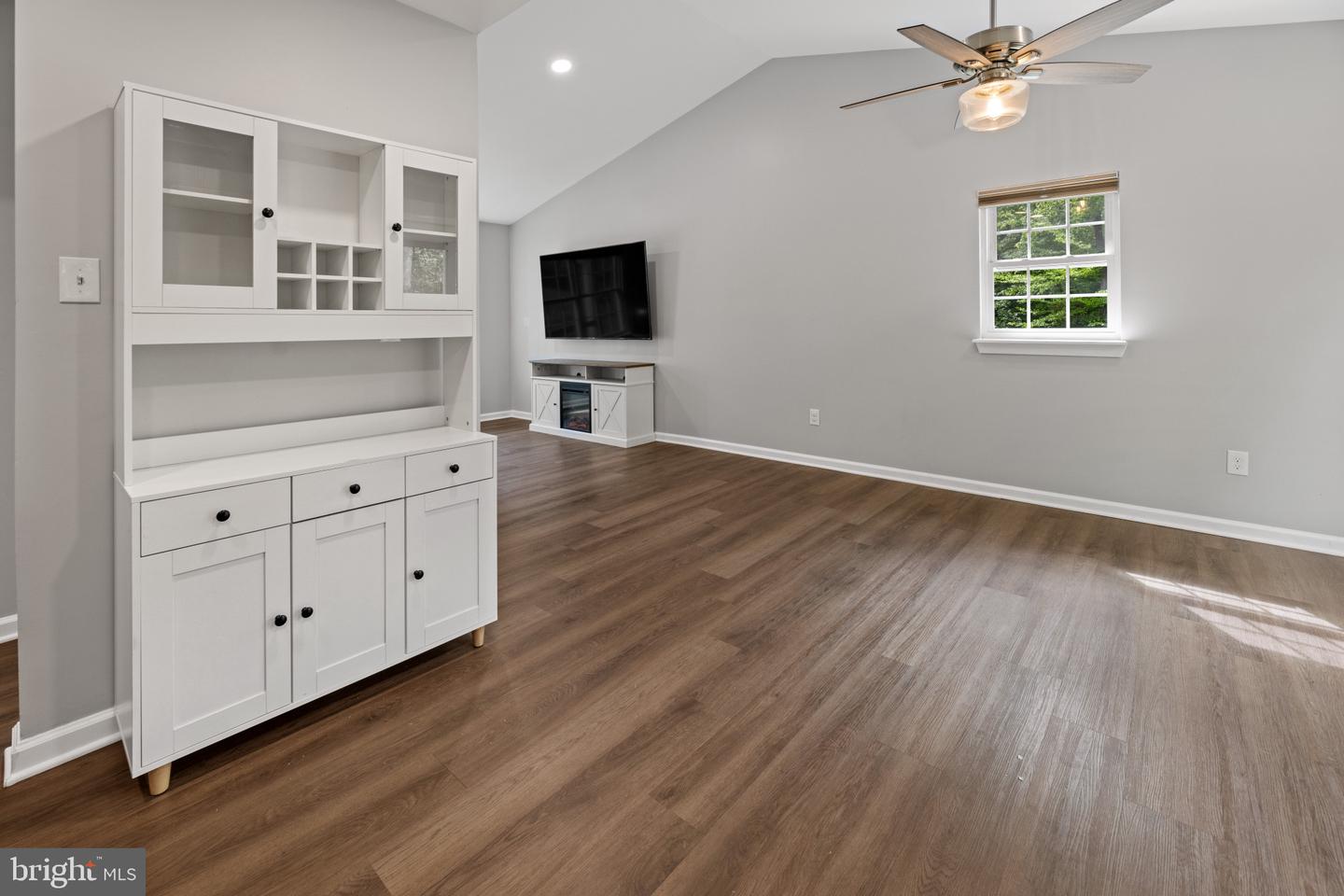 8973 ROUND TOP RD, MANASSAS, Virginia 20112, 3 Bedrooms Bedrooms, ,3 BathroomsBathrooms,Residential,For sale,8973 ROUND TOP RD,VAPW2093402 MLS # VAPW2093402