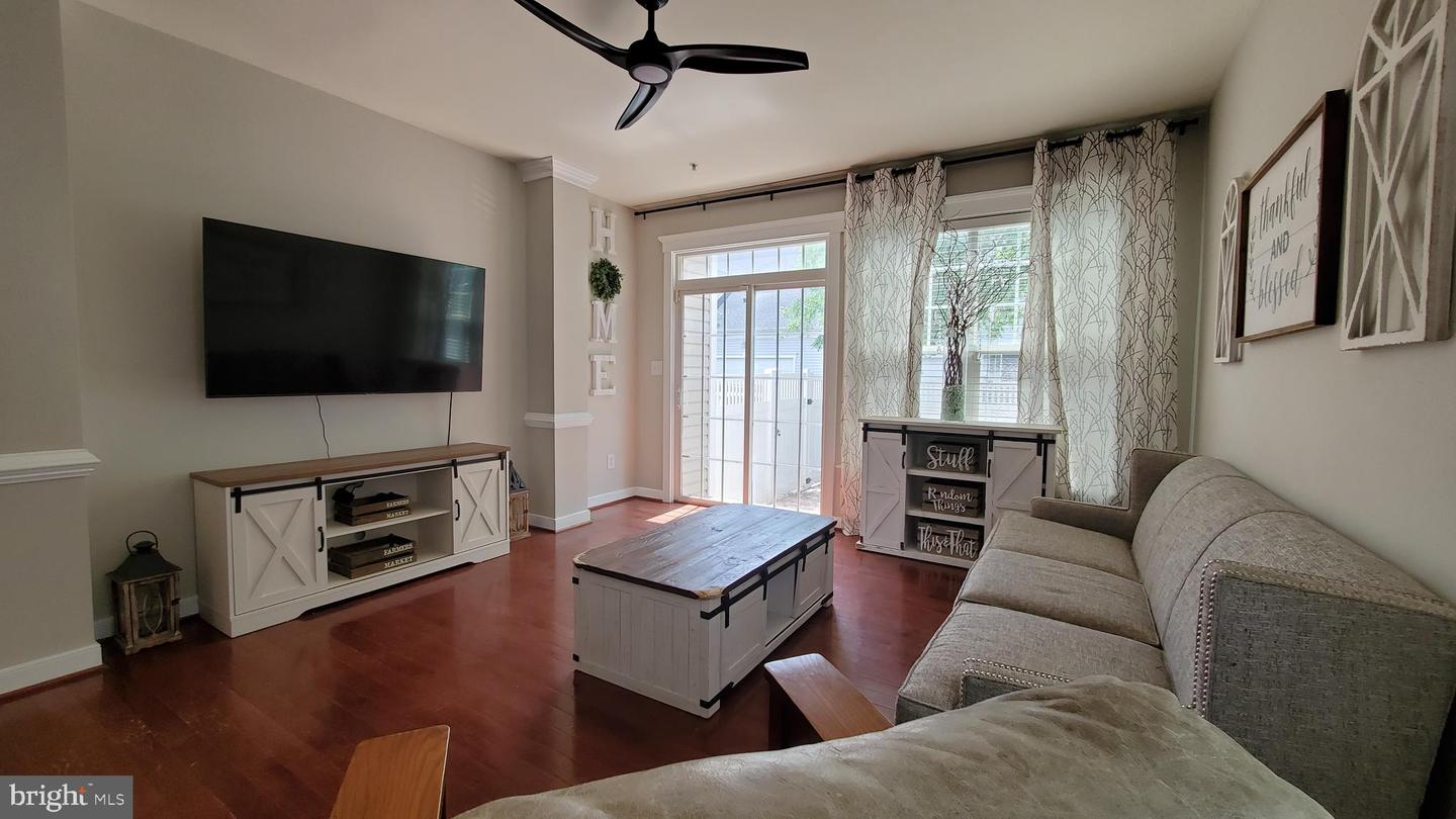 14013 INDIGO BUNTING CT, GAINESVILLE, Virginia 20155, 4 Bedrooms Bedrooms, ,3 BathroomsBathrooms,Residential,For sale,14013 INDIGO BUNTING CT,VAPW2093404 MLS # VAPW2093404