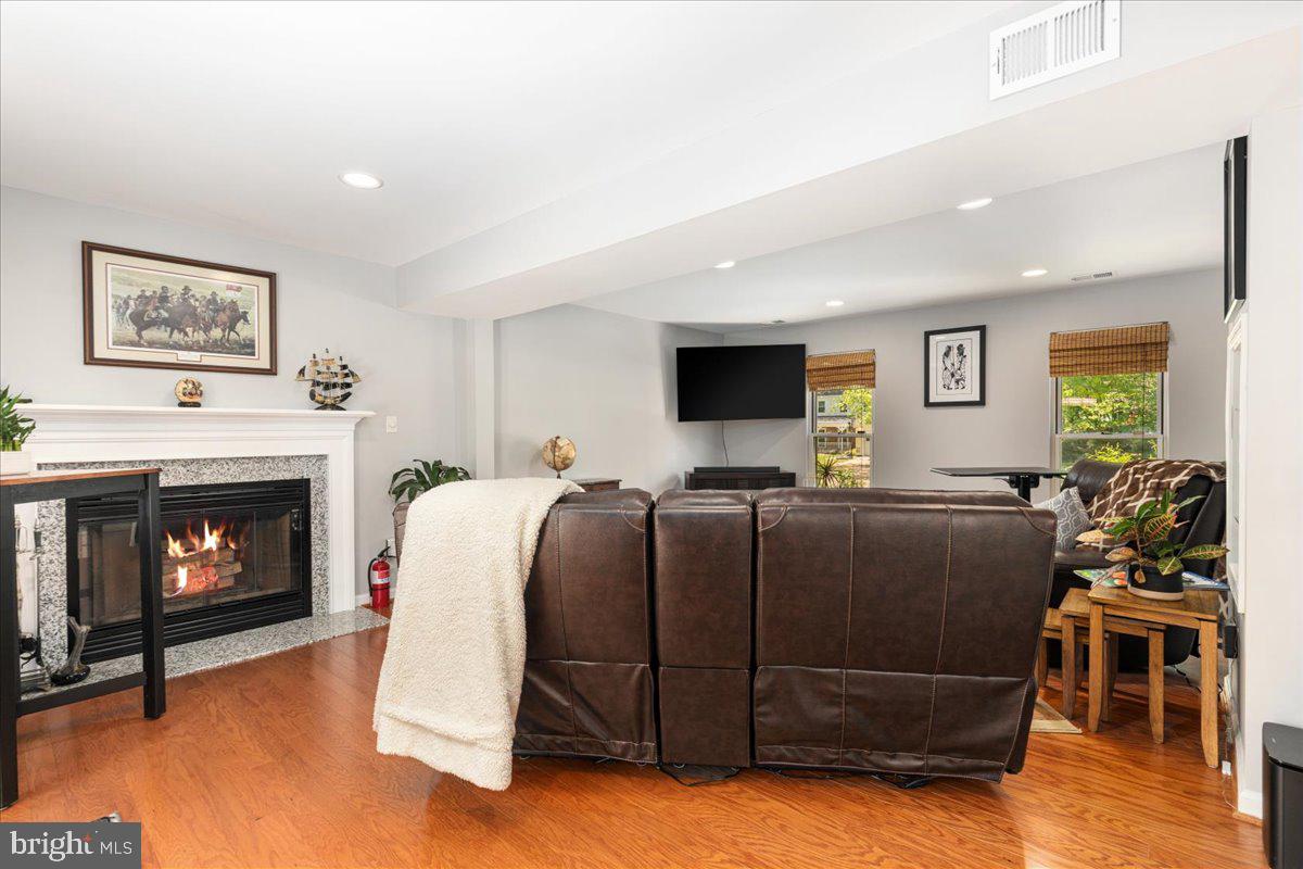 5515 DUNSMORE RD, ALEXANDRIA, Virginia 22315, 4 Bedrooms Bedrooms, ,2 BathroomsBathrooms,Residential,For sale,5515 DUNSMORE RD,VAFX2237540 MLS # VAFX2237540