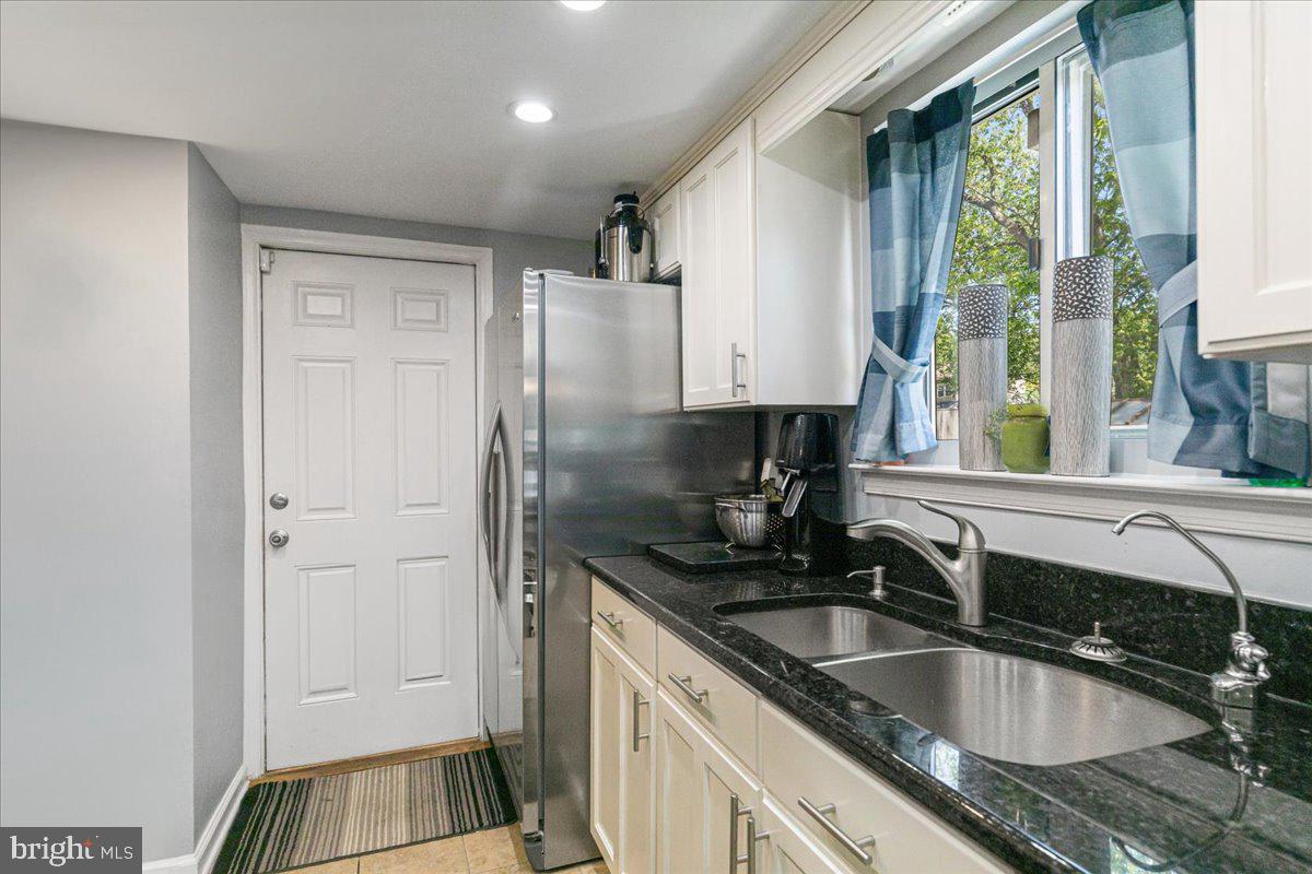 5515 DUNSMORE RD, ALEXANDRIA, Virginia 22315, 4 Bedrooms Bedrooms, ,2 BathroomsBathrooms,Residential,For sale,5515 DUNSMORE RD,VAFX2237540 MLS # VAFX2237540