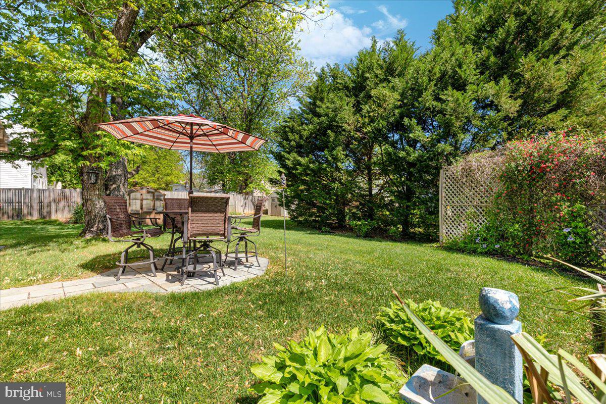 5515 DUNSMORE RD, ALEXANDRIA, Virginia 22315, 4 Bedrooms Bedrooms, ,2 BathroomsBathrooms,Residential,For sale,5515 DUNSMORE RD,VAFX2237540 MLS # VAFX2237540