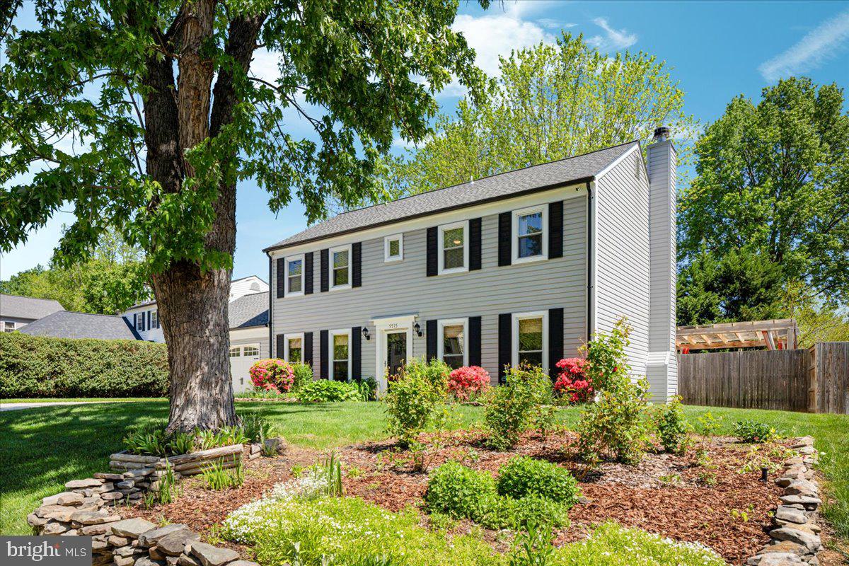5515 DUNSMORE RD, ALEXANDRIA, Virginia 22315, 4 Bedrooms Bedrooms, ,2 BathroomsBathrooms,Residential,For sale,5515 DUNSMORE RD,VAFX2237540 MLS # VAFX2237540