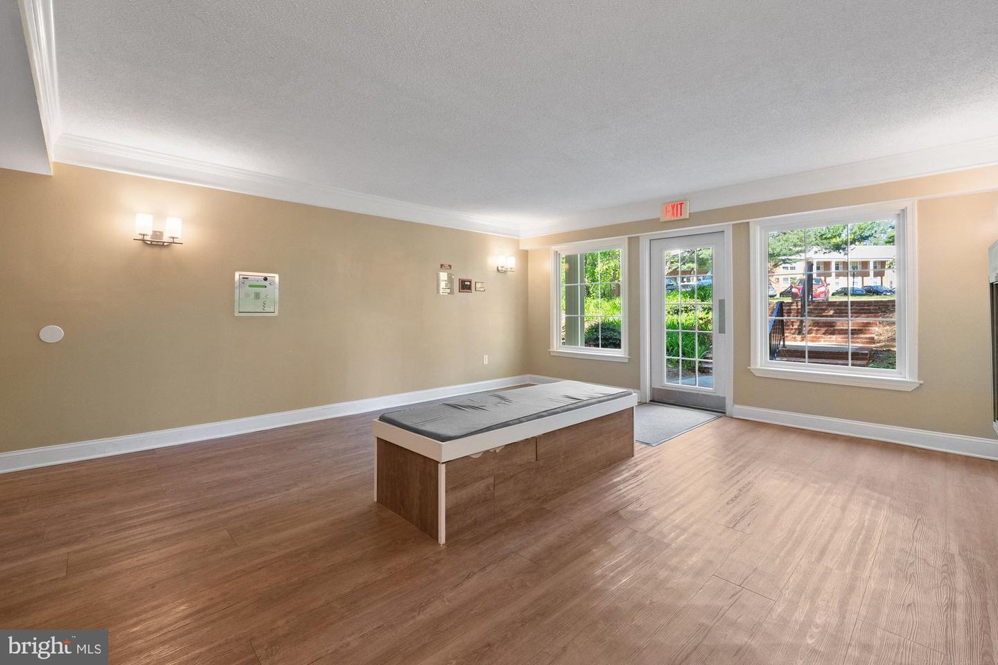 7651 TREMAYNE PL #207, MCLEAN, Virginia 22102, 2 Bedrooms Bedrooms, ,1 BathroomBathrooms,Residential,For sale,7651 TREMAYNE PL #207,VAFX2237052 MLS # VAFX2237052