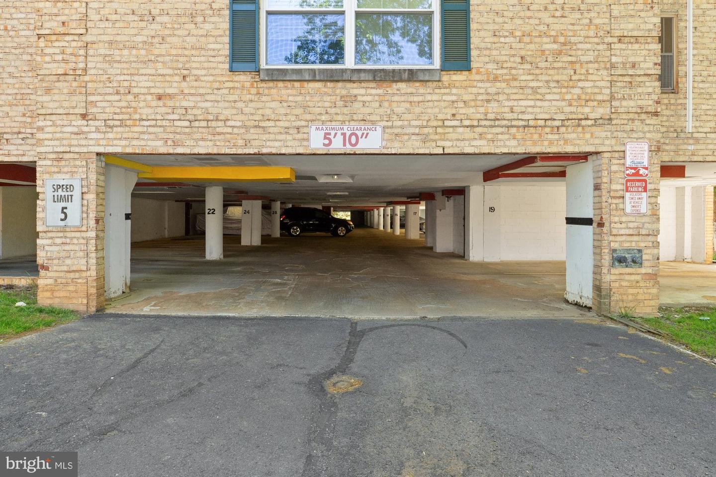 7651 TREMAYNE PL #207, MCLEAN, Virginia 22102, 2 Bedrooms Bedrooms, ,1 BathroomBathrooms,Residential,For sale,7651 TREMAYNE PL #207,VAFX2237052 MLS # VAFX2237052