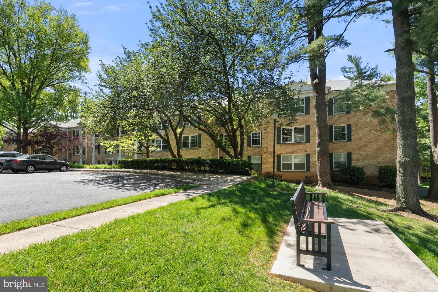 7651 TREMAYNE PL #207, MCLEAN, Virginia 22102, 2 Bedrooms Bedrooms, ,1 BathroomBathrooms,Residential,For sale,7651 TREMAYNE PL #207,VAFX2237052 MLS # VAFX2237052