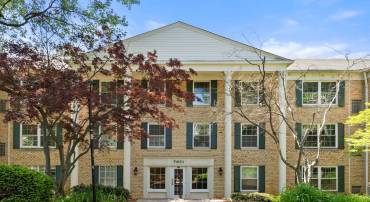 7651 TREMAYNE PL #207, MCLEAN, Virginia 22102, 2 Bedrooms Bedrooms, ,1 BathroomBathrooms,Residential,For sale,7651 TREMAYNE PL #207,VAFX2237052 MLS # VAFX2237052