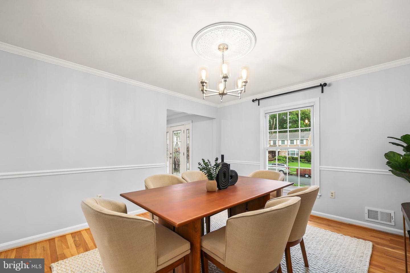 6010 MERRYVALE CT, SPRINGFIELD, Virginia 22152, 4 Bedrooms Bedrooms, ,2 BathroomsBathrooms,Residential,For sale,6010 MERRYVALE CT,VAFX2237508 MLS # VAFX2237508