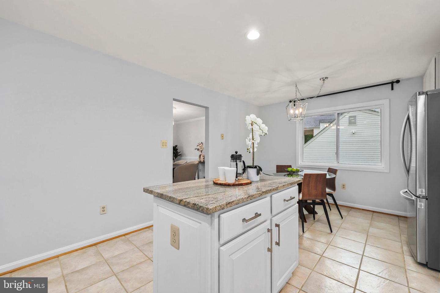 6010 MERRYVALE CT, SPRINGFIELD, Virginia 22152, 4 Bedrooms Bedrooms, ,2 BathroomsBathrooms,Residential,For sale,6010 MERRYVALE CT,VAFX2237508 MLS # VAFX2237508