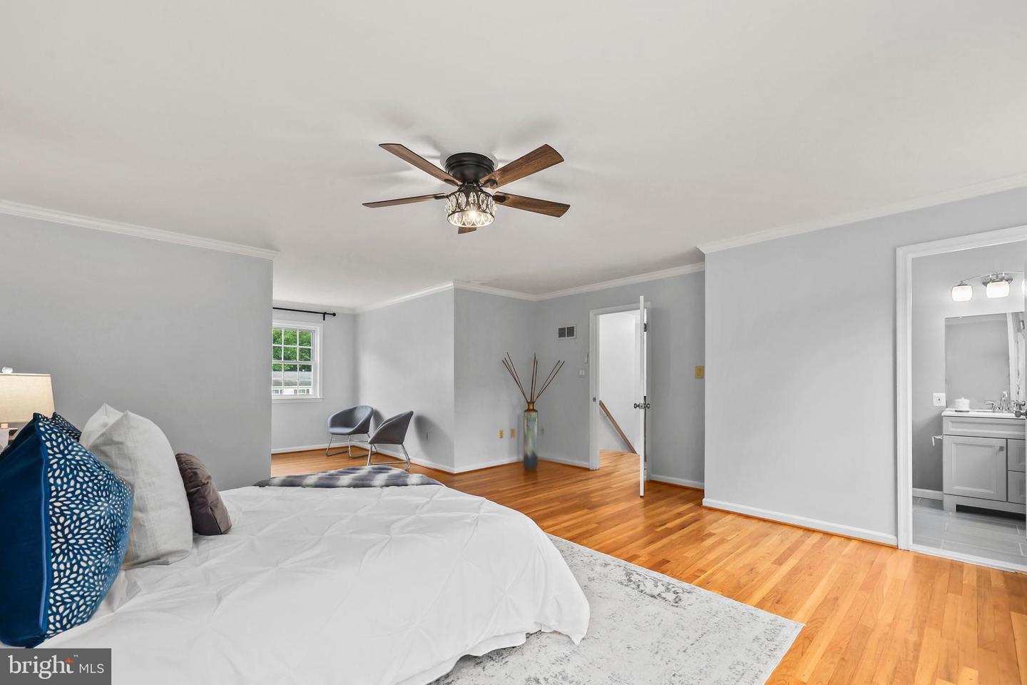 6010 MERRYVALE CT, SPRINGFIELD, Virginia 22152, 4 Bedrooms Bedrooms, ,2 BathroomsBathrooms,Residential,For sale,6010 MERRYVALE CT,VAFX2237508 MLS # VAFX2237508