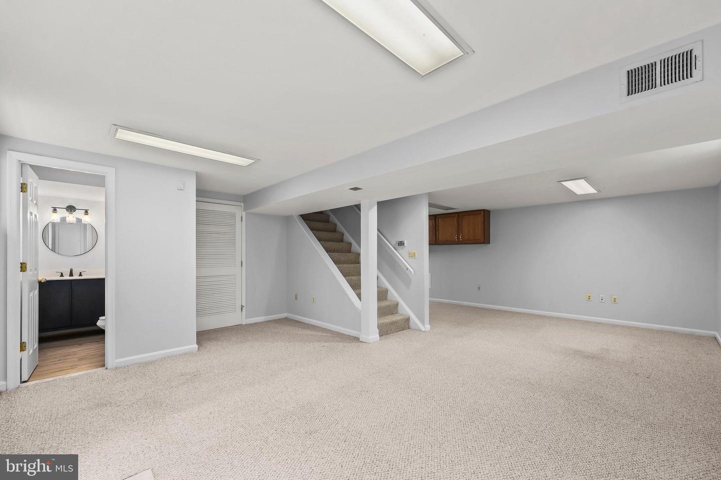 6010 MERRYVALE CT, SPRINGFIELD, Virginia 22152, 4 Bedrooms Bedrooms, ,2 BathroomsBathrooms,Residential,For sale,6010 MERRYVALE CT,VAFX2237508 MLS # VAFX2237508