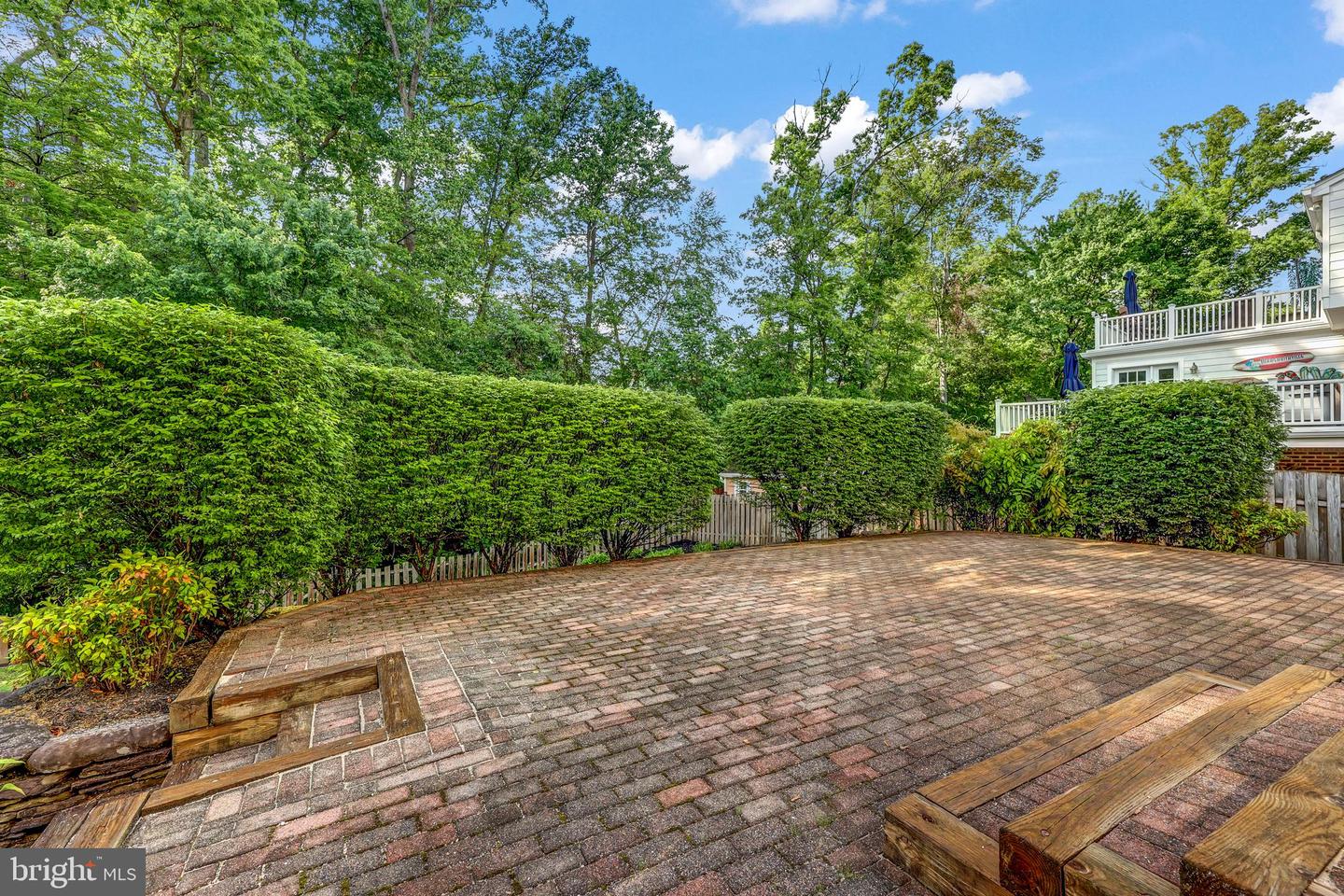 6010 MERRYVALE CT, SPRINGFIELD, Virginia 22152, 4 Bedrooms Bedrooms, ,2 BathroomsBathrooms,Residential,For sale,6010 MERRYVALE CT,VAFX2237508 MLS # VAFX2237508