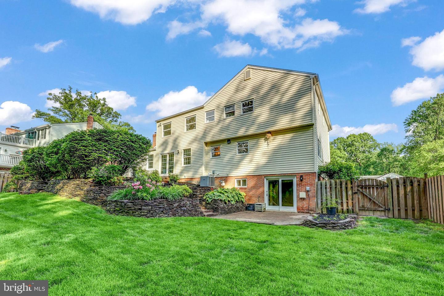 6010 MERRYVALE CT, SPRINGFIELD, Virginia 22152, 4 Bedrooms Bedrooms, ,2 BathroomsBathrooms,Residential,For sale,6010 MERRYVALE CT,VAFX2237508 MLS # VAFX2237508