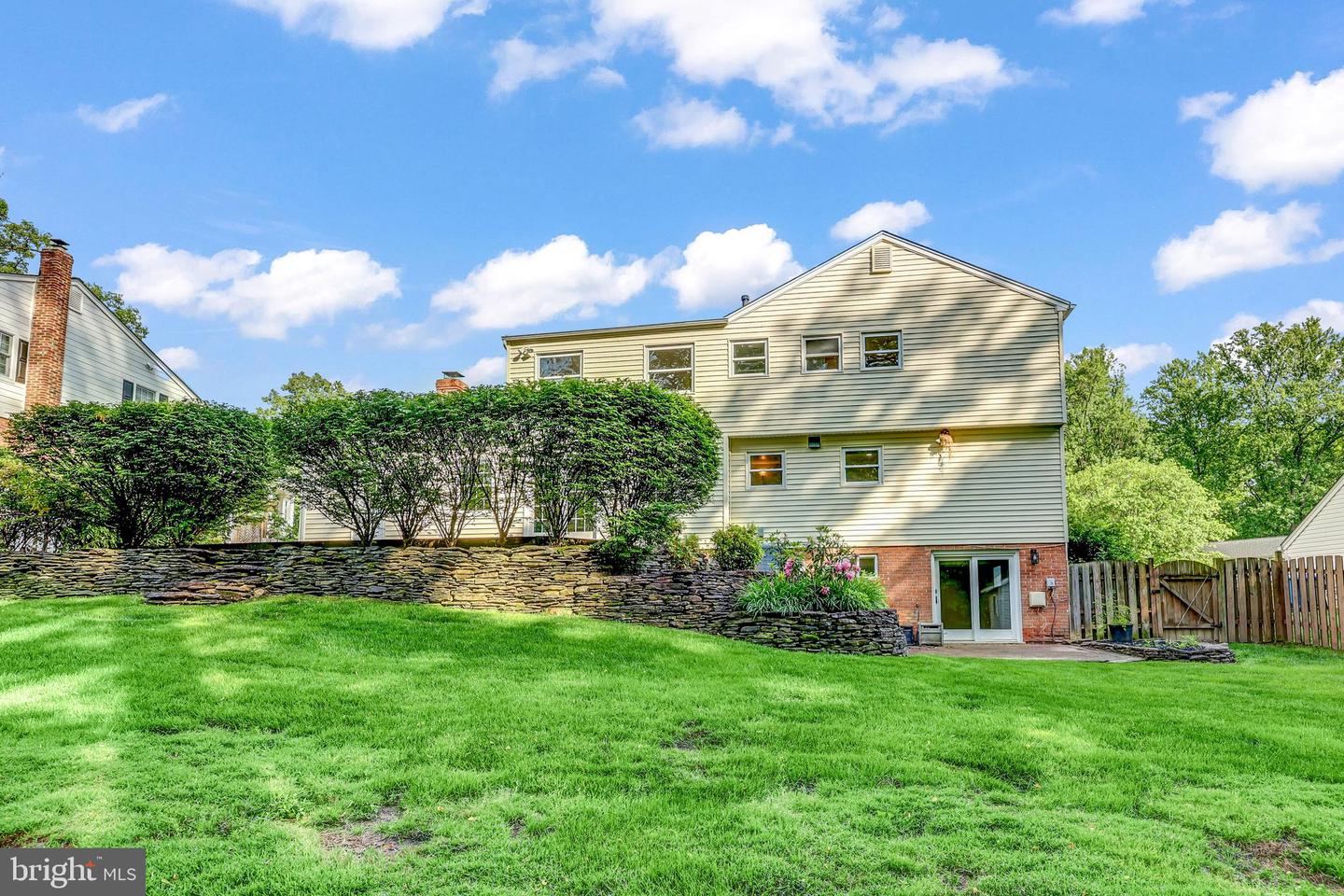 6010 MERRYVALE CT, SPRINGFIELD, Virginia 22152, 4 Bedrooms Bedrooms, ,2 BathroomsBathrooms,Residential,For sale,6010 MERRYVALE CT,VAFX2237508 MLS # VAFX2237508