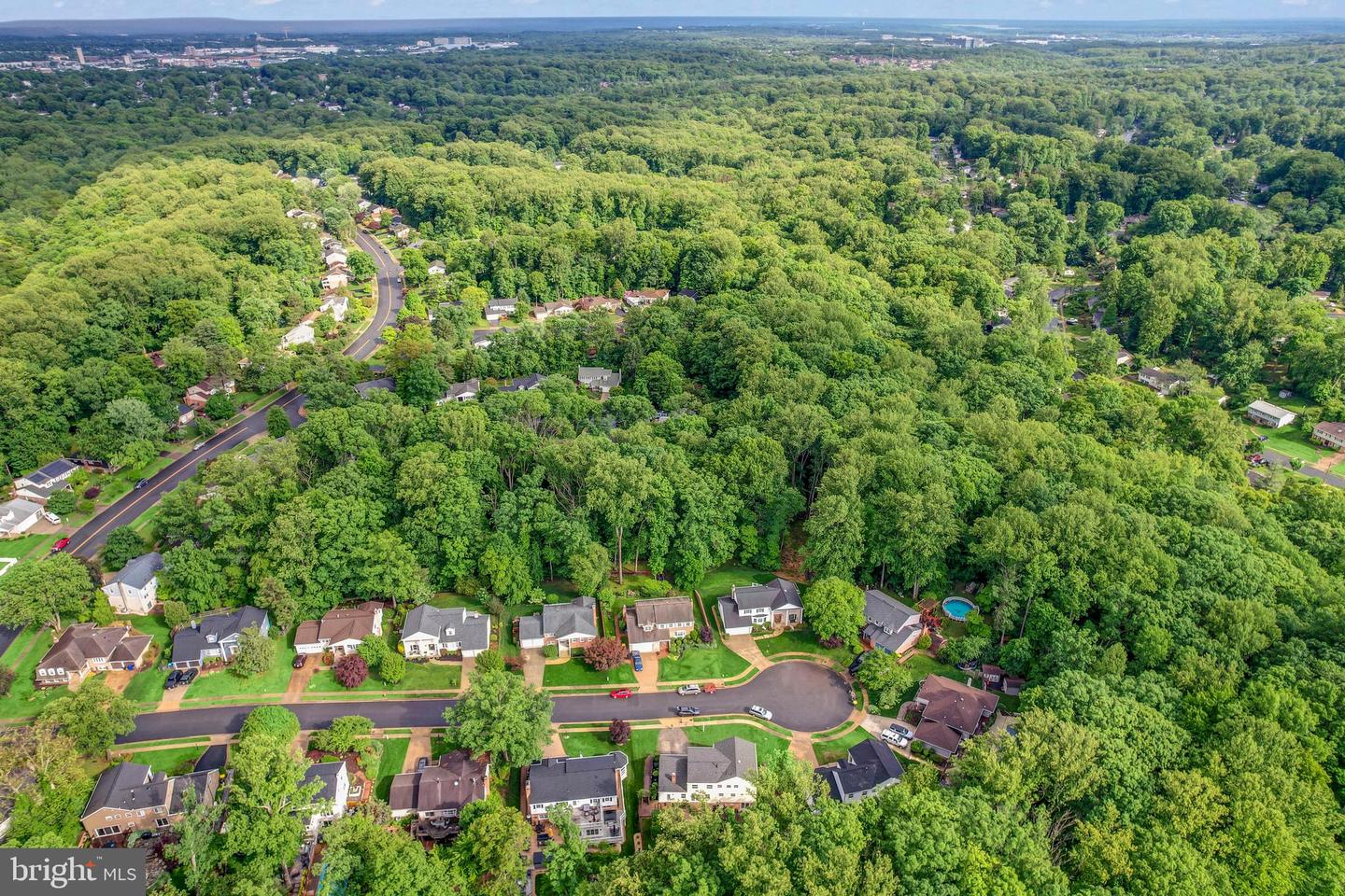 6010 MERRYVALE CT, SPRINGFIELD, Virginia 22152, 4 Bedrooms Bedrooms, ,2 BathroomsBathrooms,Residential,For sale,6010 MERRYVALE CT,VAFX2237508 MLS # VAFX2237508