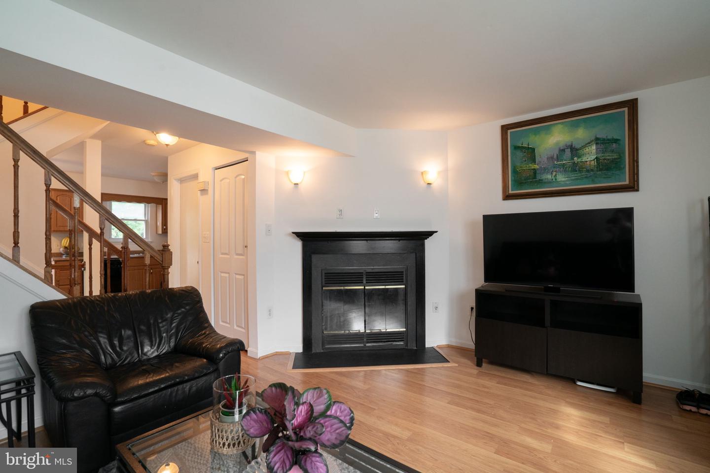 15323 GATEHOUSE TER, WOODBRIDGE, Virginia 22191, 2 Bedrooms Bedrooms, ,2 BathroomsBathrooms,Residential,For sale,15323 GATEHOUSE TER,VAPW2093414 MLS # VAPW2093414
