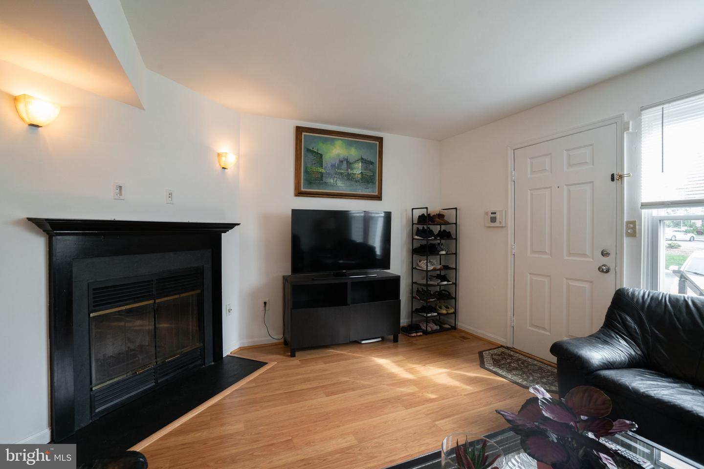 15323 GATEHOUSE TER, WOODBRIDGE, Virginia 22191, 2 Bedrooms Bedrooms, ,2 BathroomsBathrooms,Residential,For sale,15323 GATEHOUSE TER,VAPW2093414 MLS # VAPW2093414