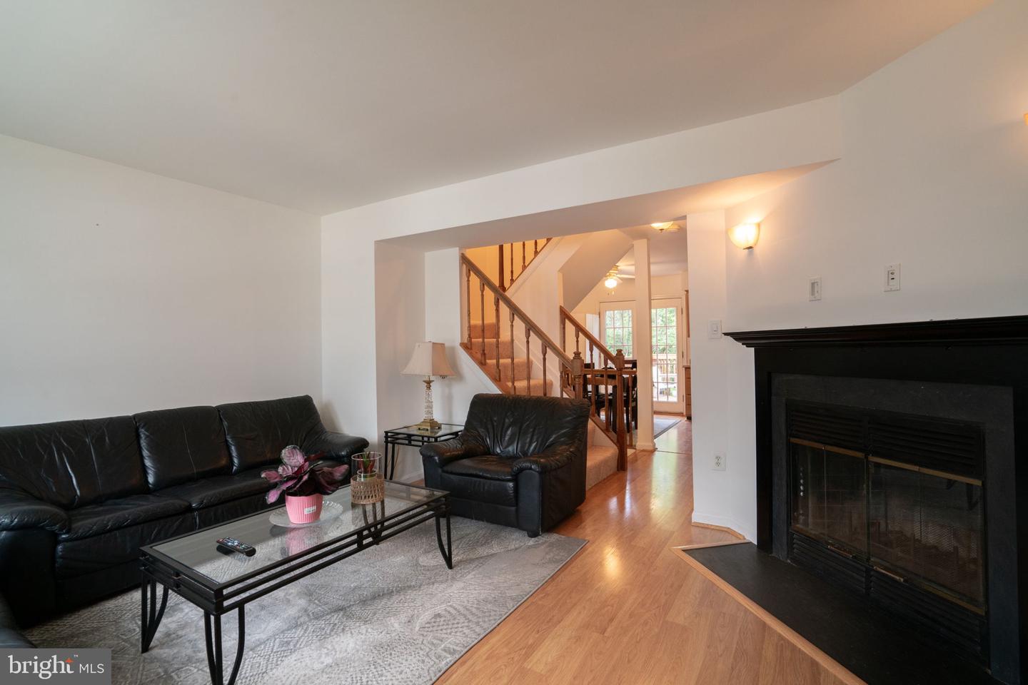 15323 GATEHOUSE TER, WOODBRIDGE, Virginia 22191, 2 Bedrooms Bedrooms, ,2 BathroomsBathrooms,Residential,For sale,15323 GATEHOUSE TER,VAPW2093414 MLS # VAPW2093414