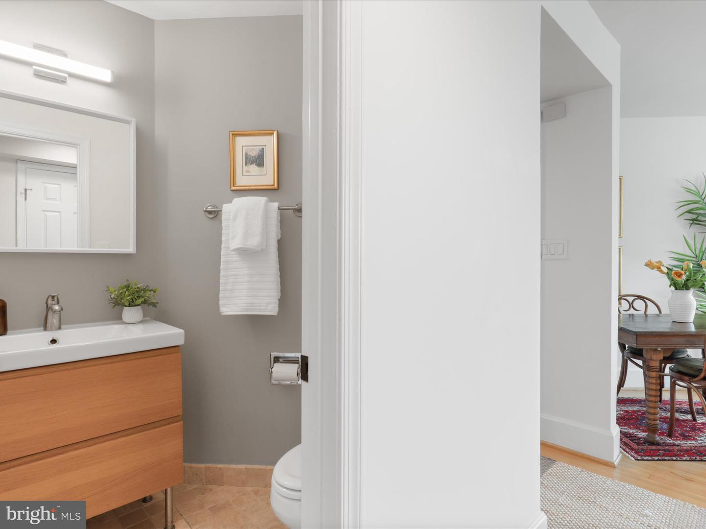 1409 21ST ST NW #3C, WASHINGTON, District Of Columbia 20036, 2 Bedrooms Bedrooms, ,1 BathroomBathrooms,Residential,For sale,1409 21ST ST NW #3C,DCDC2198098 MLS # DCDC2198098
