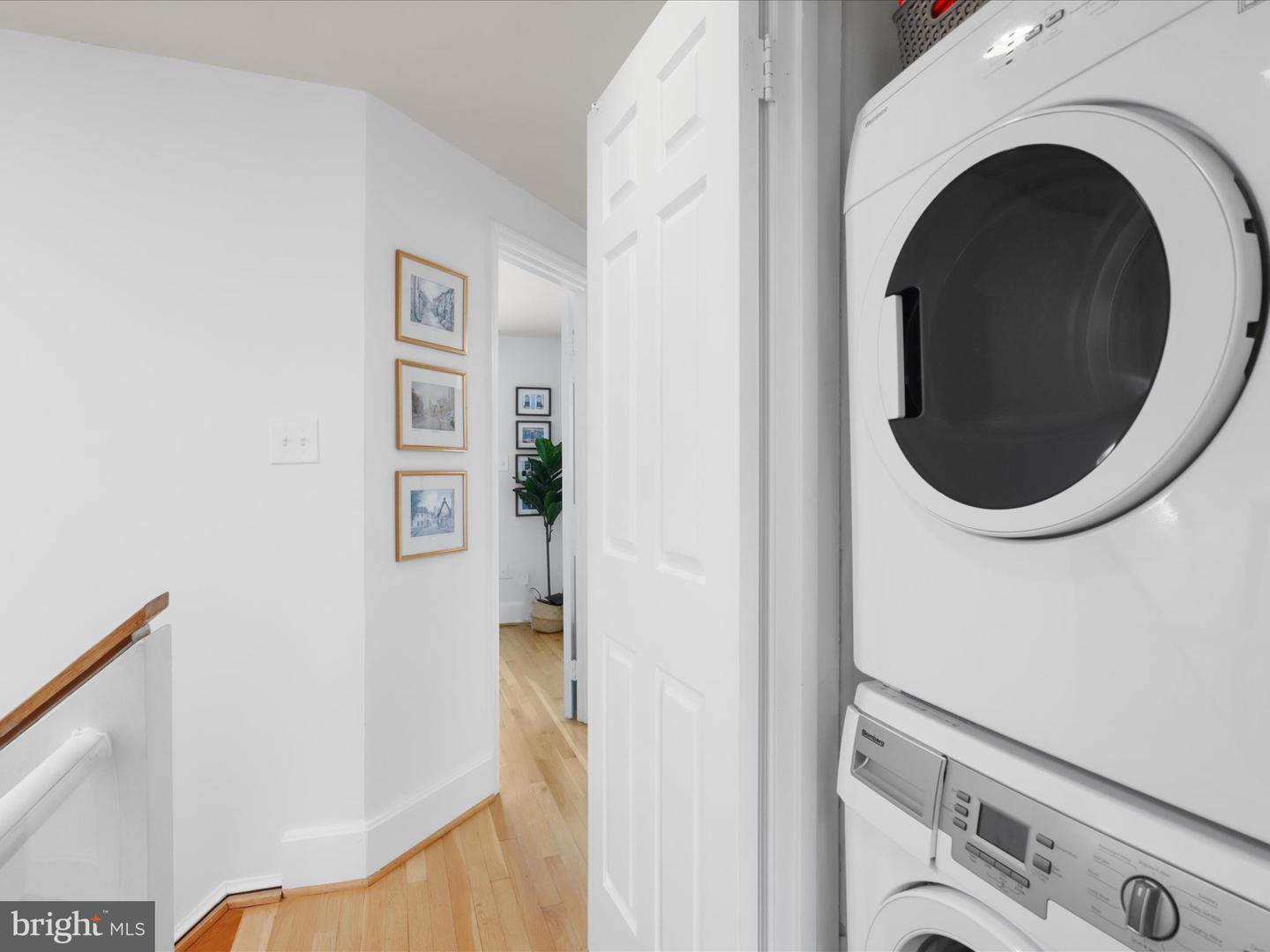 1409 21ST ST NW #3C, WASHINGTON, District Of Columbia 20036, 2 Bedrooms Bedrooms, ,1 BathroomBathrooms,Residential,For sale,1409 21ST ST NW #3C,DCDC2198098 MLS # DCDC2198098