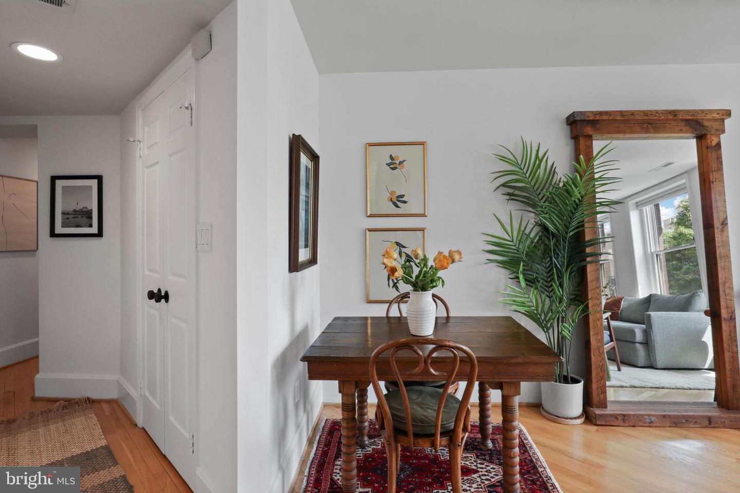 1409 21ST ST NW #3C, WASHINGTON, District Of Columbia 20036, 2 Bedrooms Bedrooms, ,1 BathroomBathrooms,Residential,For sale,1409 21ST ST NW #3C,DCDC2198098 MLS # DCDC2198098