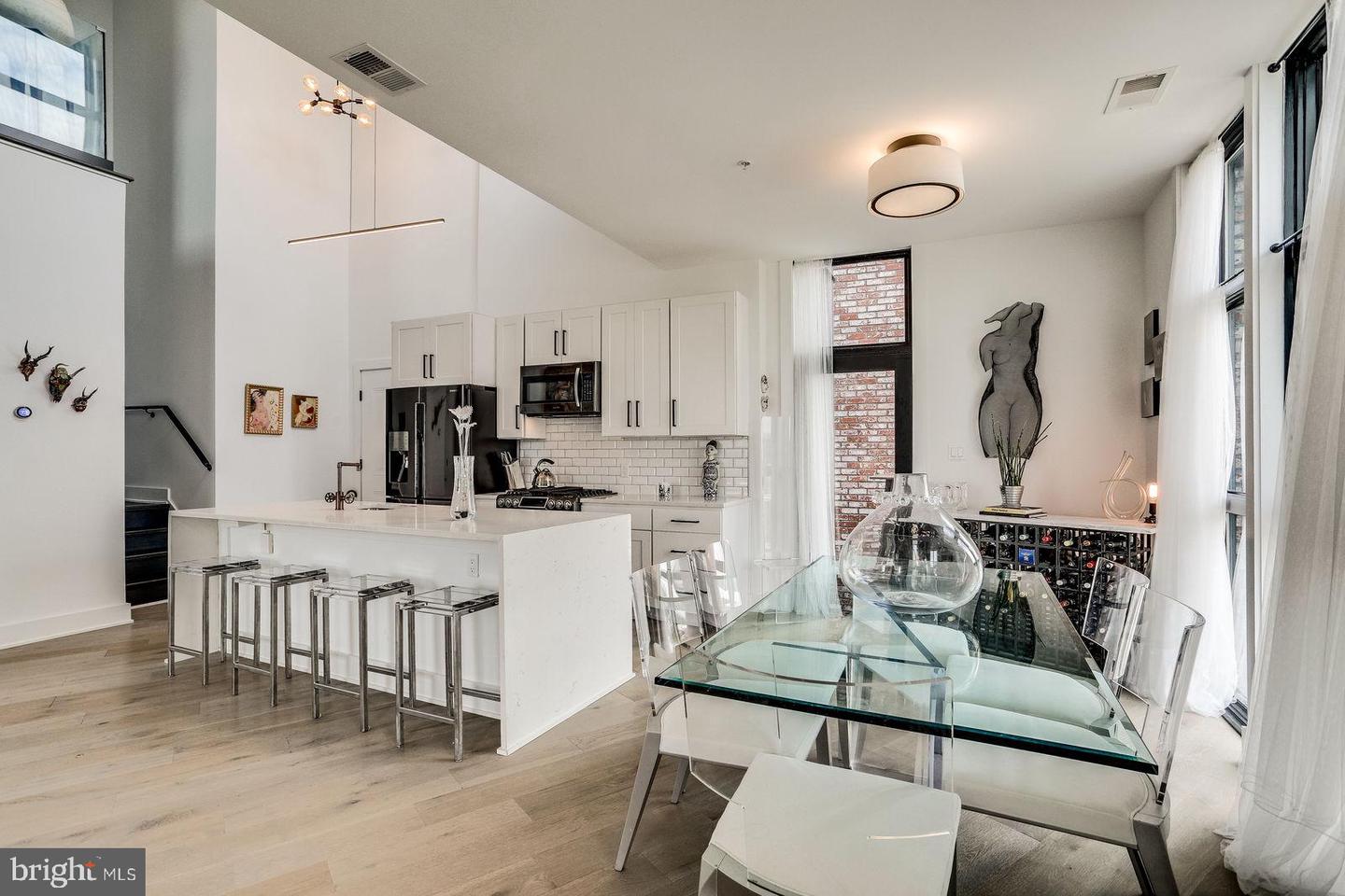 1402 H ST NE #501, WASHINGTON, District Of Columbia 20002, 2 Bedrooms Bedrooms, ,2 BathroomsBathrooms,Residential,For sale,1402 H ST NE #501,DCDC2198120 MLS # DCDC2198120