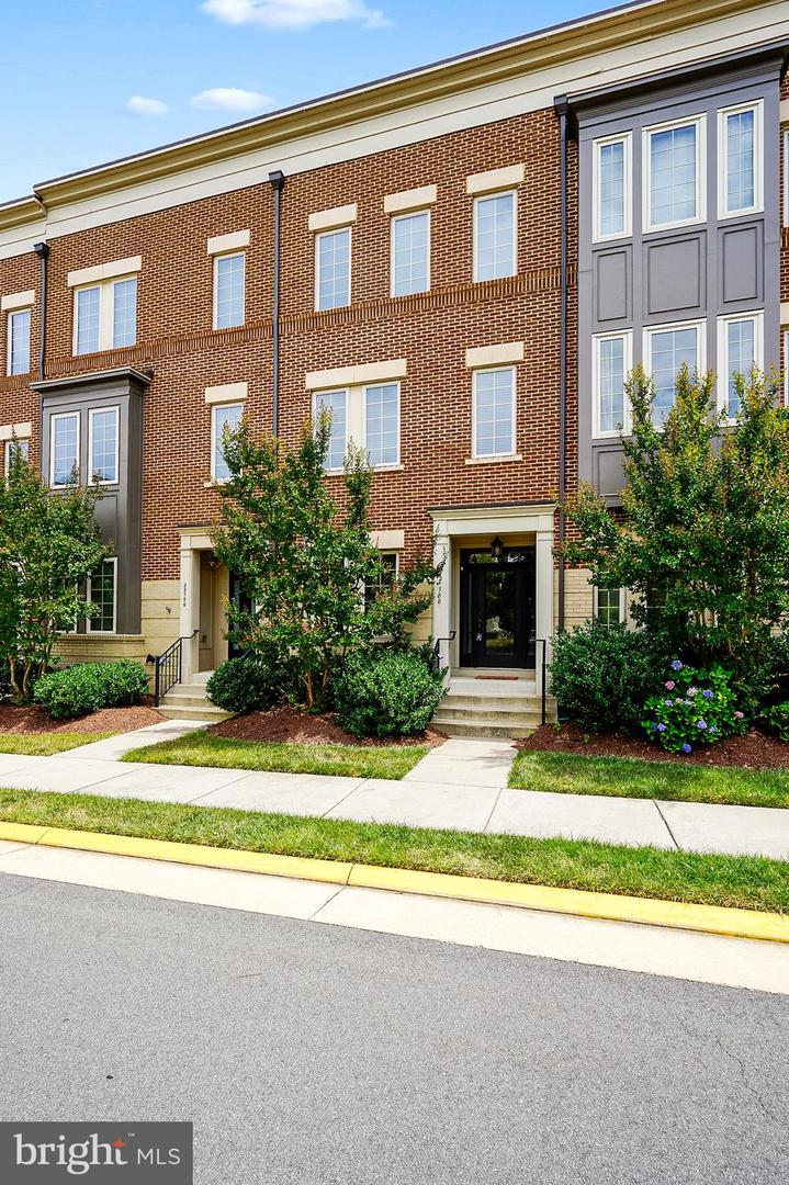 22788 SAGAMORE SQ, BRAMBLETON, Virginia 20148, 3 Bedrooms Bedrooms, ,2 BathroomsBathrooms,Residential,For sale,22788 SAGAMORE SQ,VALO2095180 MLS # VALO2095180