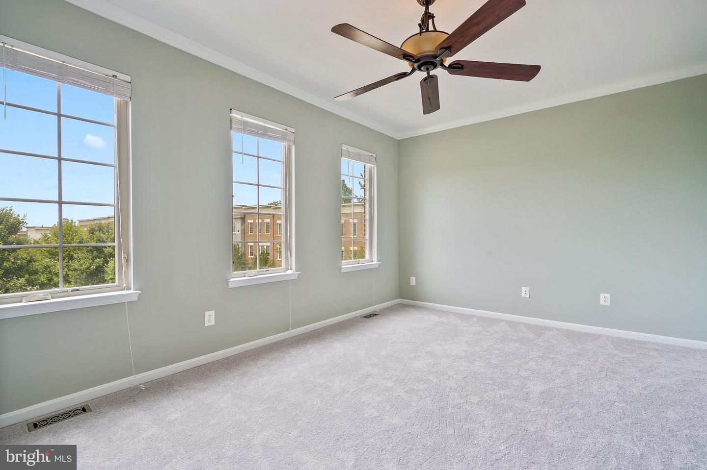 22788 SAGAMORE SQ, BRAMBLETON, Virginia 20148, 3 Bedrooms Bedrooms, ,2 BathroomsBathrooms,Residential,For sale,22788 SAGAMORE SQ,VALO2095180 MLS # VALO2095180