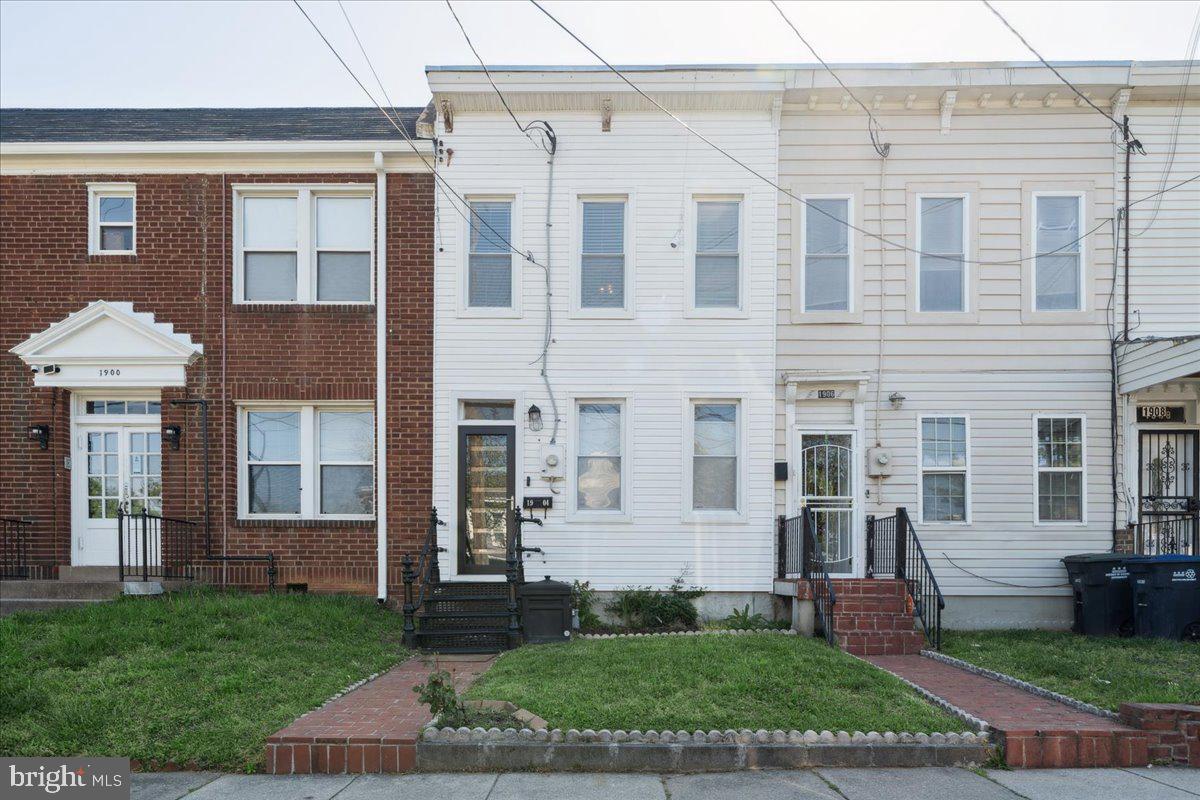 1904 17TH ST SE, WASHINGTON, District Of Columbia 20020, 3 Bedrooms Bedrooms, ,2 BathroomsBathrooms,Residential,For sale,1904 17TH ST SE,DCDC2198246 MLS # DCDC2198246