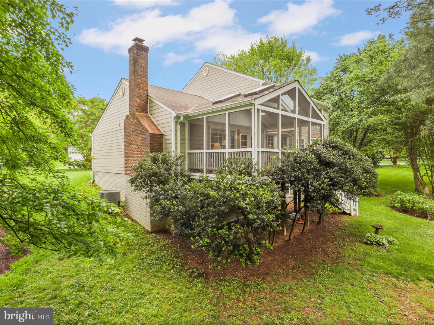 1612 AUTUMNWOOD DR, RESTON, Virginia 20194, 3 Bedrooms Bedrooms, ,2 BathroomsBathrooms,Residential,For sale,1612 AUTUMNWOOD DR,VAFX2237752 MLS # VAFX2237752