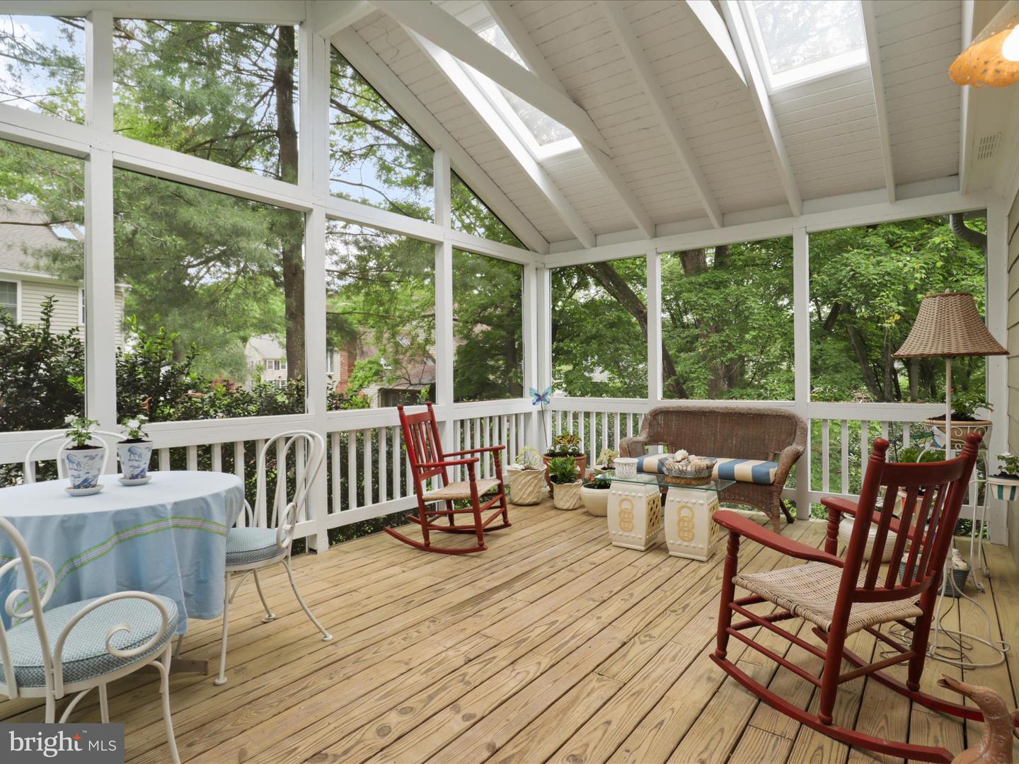 1612 AUTUMNWOOD DR, RESTON, Virginia 20194, 3 Bedrooms Bedrooms, ,2 BathroomsBathrooms,Residential,For sale,1612 AUTUMNWOOD DR,VAFX2237752 MLS # VAFX2237752