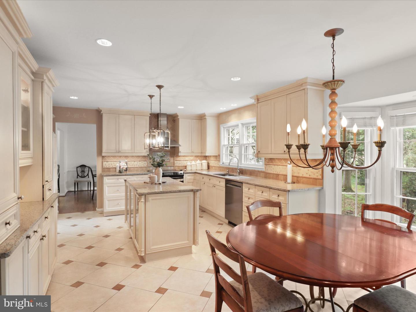 1612 AUTUMNWOOD DR, RESTON, Virginia 20194, 3 Bedrooms Bedrooms, ,2 BathroomsBathrooms,Residential,For sale,1612 AUTUMNWOOD DR,VAFX2237752 MLS # VAFX2237752