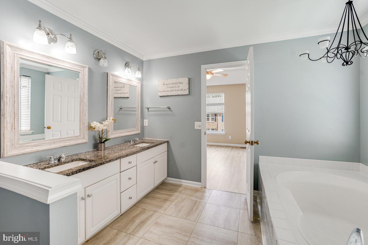 47557 TENFOOT ISLAND TER, STERLING, Virginia 20165, 3 Bedrooms Bedrooms, ,3 BathroomsBathrooms,Residential,For sale,47557 TENFOOT ISLAND TER,VALO2095252 MLS # VALO2095252