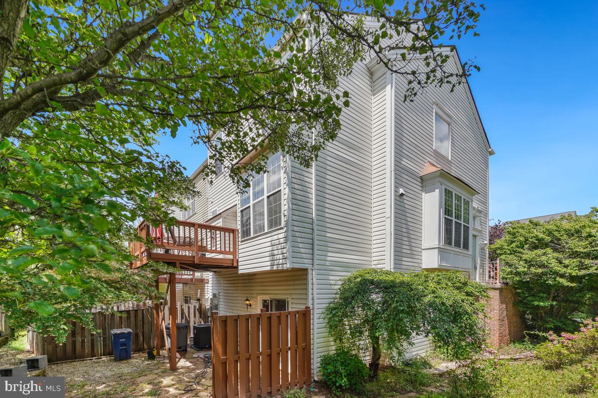 47557 TENFOOT ISLAND TER, STERLING, Virginia 20165, 3 Bedrooms Bedrooms, ,3 BathroomsBathrooms,Residential,For sale,47557 TENFOOT ISLAND TER,VALO2095252 MLS # VALO2095252