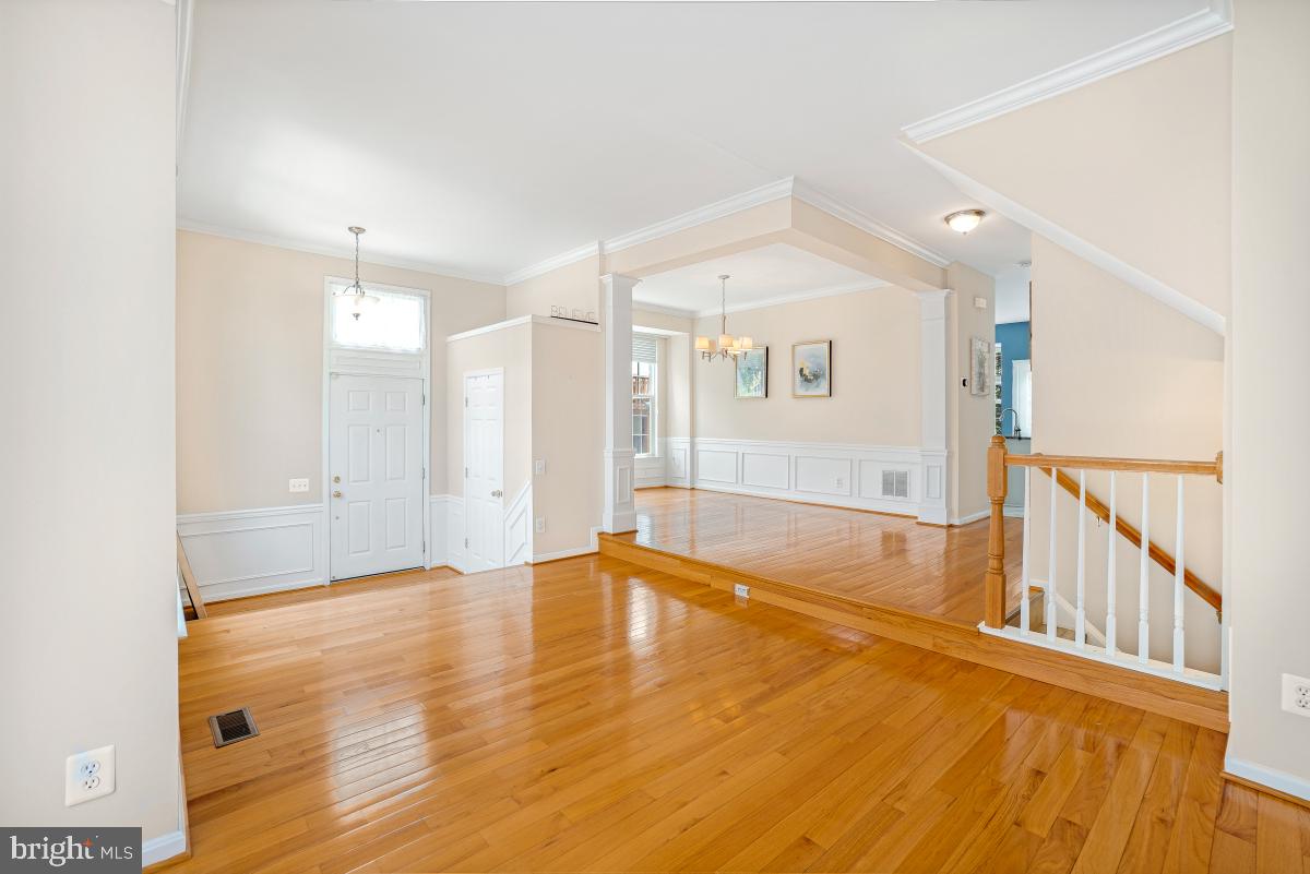 47557 TENFOOT ISLAND TER, STERLING, Virginia 20165, 3 Bedrooms Bedrooms, ,3 BathroomsBathrooms,Residential,For sale,47557 TENFOOT ISLAND TER,VALO2095252 MLS # VALO2095252