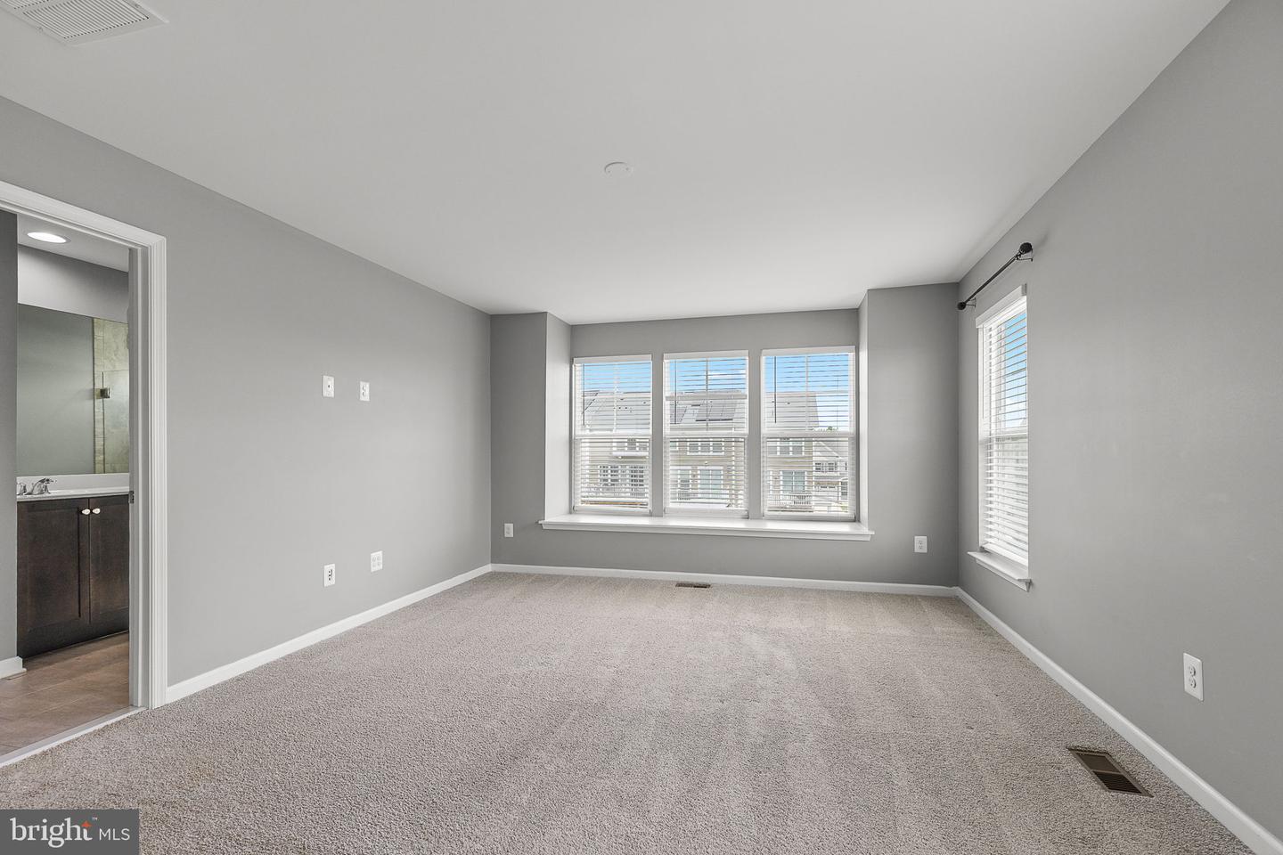 419 FOXGLOVE WAY #106, STAFFORD, Virginia 22554, 3 Bedrooms Bedrooms, ,3 BathroomsBathrooms,Residential,For sale,419 FOXGLOVE WAY #106,VAST2038414 MLS # VAST2038414