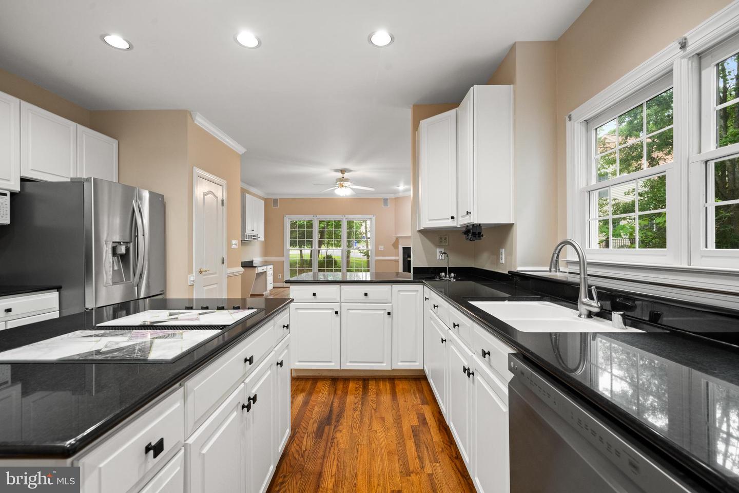 12850 SALMON RUN CT, MANASSAS, Virginia 20112, 6 Bedrooms Bedrooms, ,5 BathroomsBathrooms,Residential,For sale,12850 SALMON RUN CT,VAPW2093560 MLS # VAPW2093560