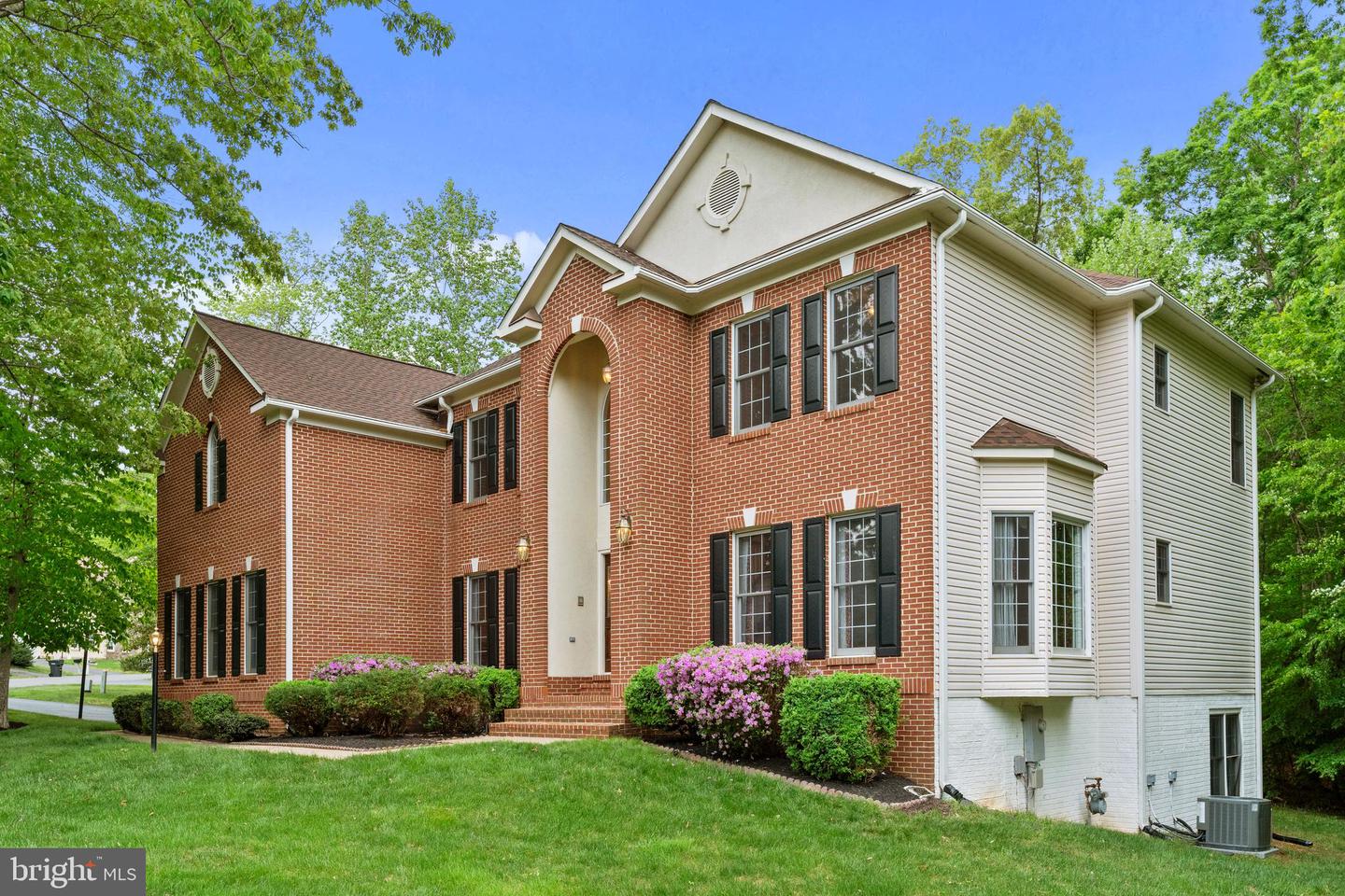 12850 SALMON RUN CT, MANASSAS, Virginia 20112, 6 Bedrooms Bedrooms, ,5 BathroomsBathrooms,Residential,For sale,12850 SALMON RUN CT,VAPW2093560 MLS # VAPW2093560
