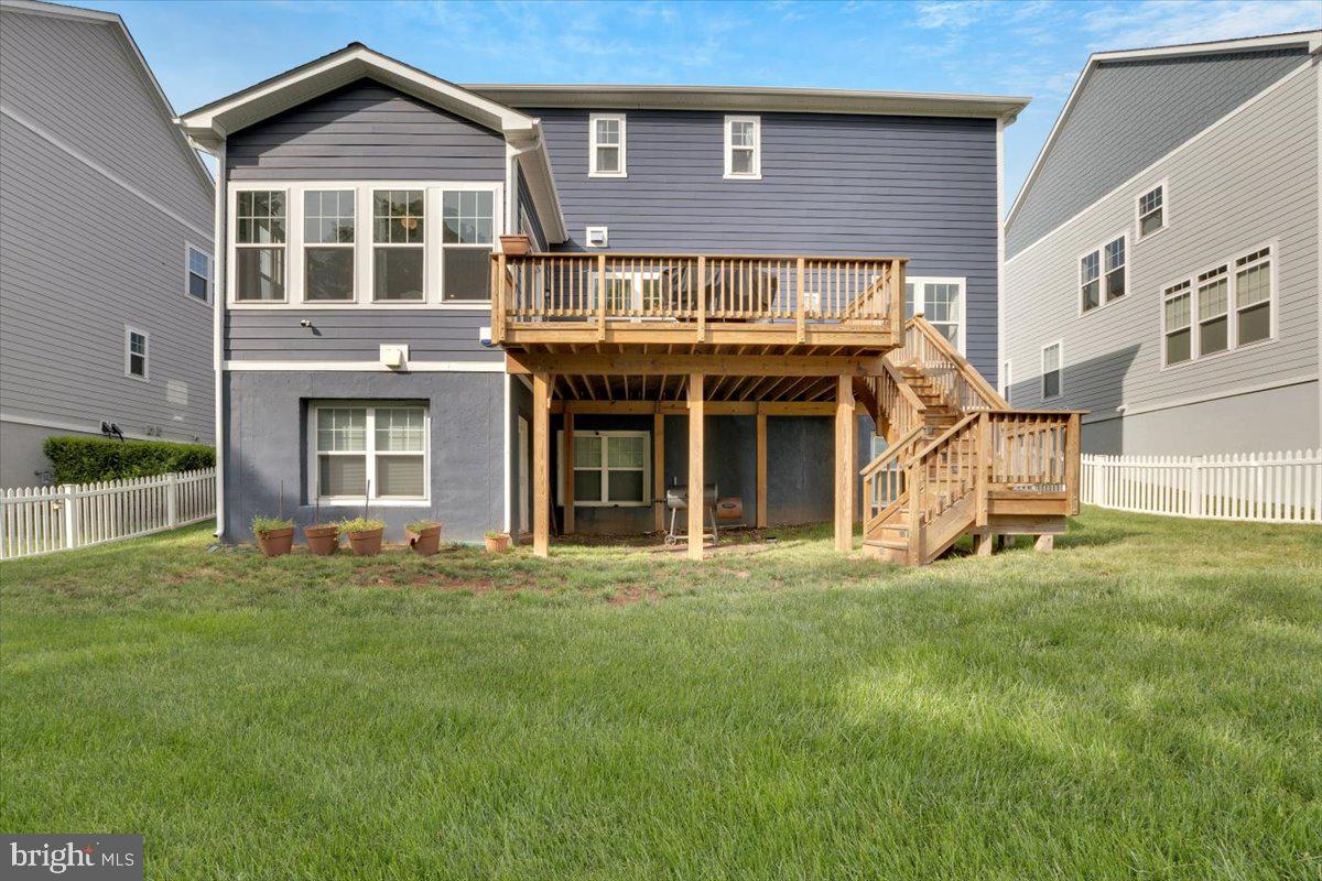 40918 WHITE CLOVER LN, ALDIE, Virginia 20105, 5 Bedrooms Bedrooms, ,4 BathroomsBathrooms,Residential,For sale,40918 WHITE CLOVER LN,VALO2095288 MLS # VALO2095288