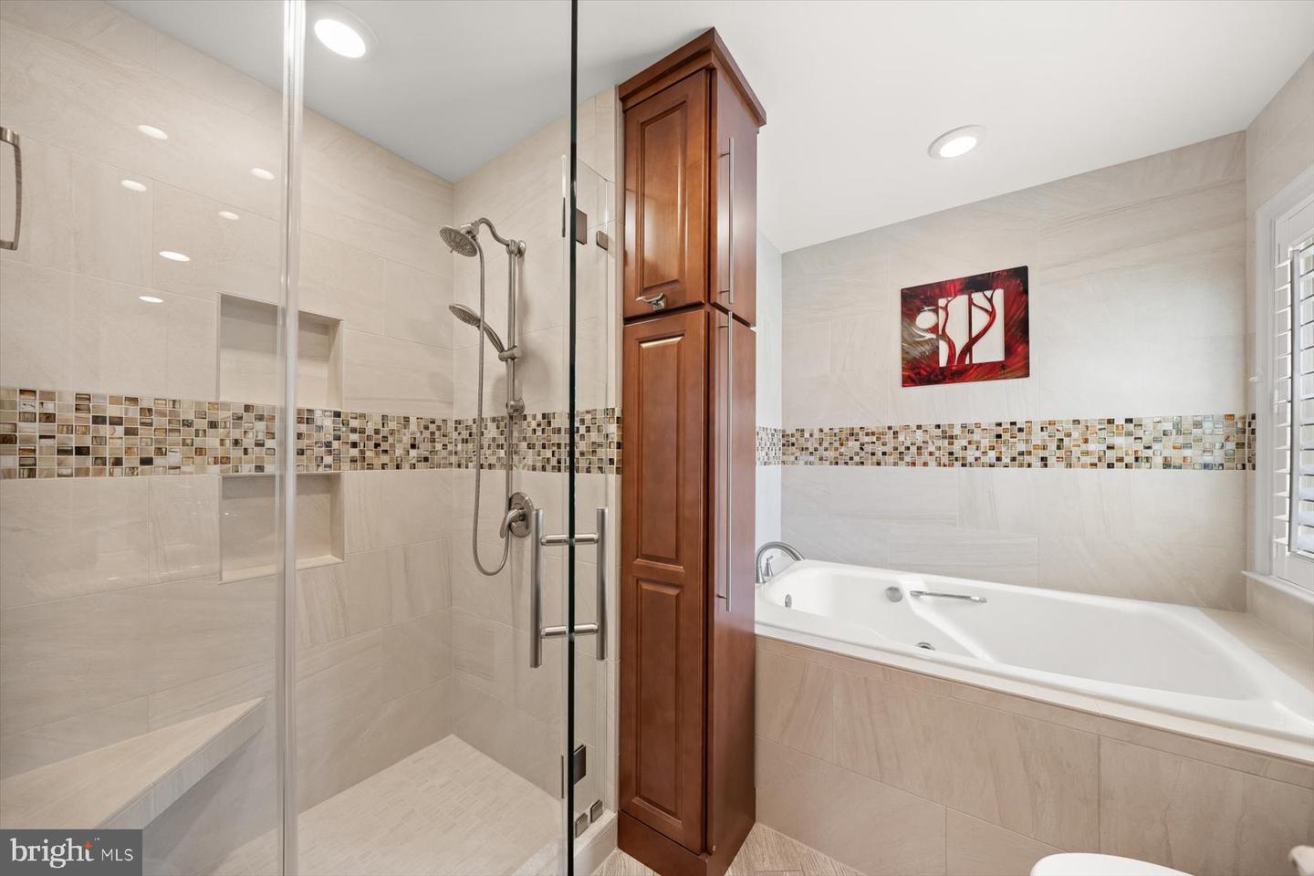 3422 SILVER MAPLE PL, FALLS CHURCH, Virginia 22042, 6 Bedrooms Bedrooms, ,5 BathroomsBathrooms,Residential,For sale,3422 SILVER MAPLE PL,VAFX2237834 MLS # VAFX2237834