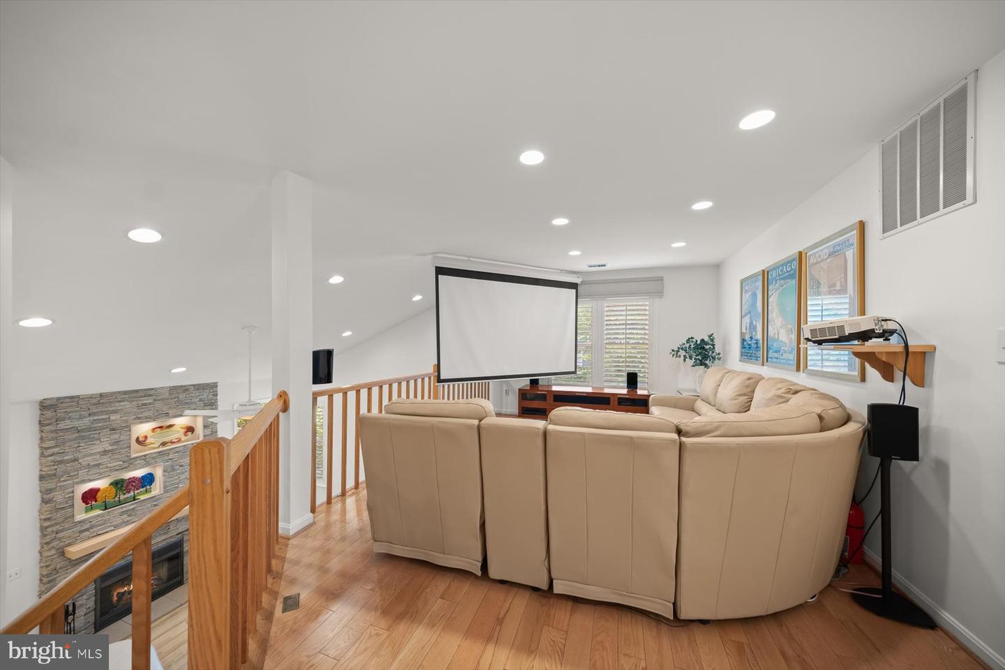 3422 SILVER MAPLE PL, FALLS CHURCH, Virginia 22042, 6 Bedrooms Bedrooms, ,5 BathroomsBathrooms,Residential,For sale,3422 SILVER MAPLE PL,VAFX2237834 MLS # VAFX2237834